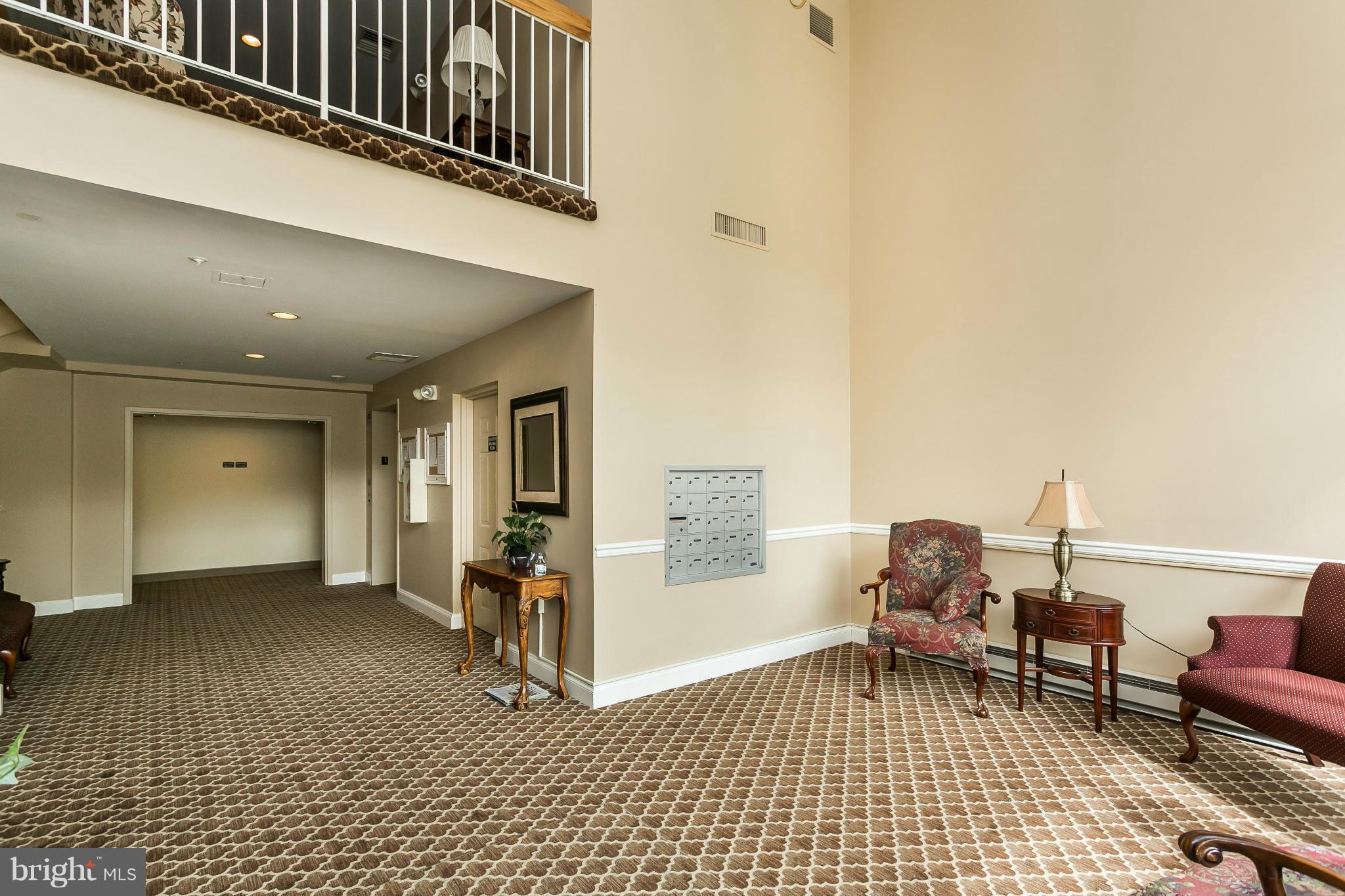 STRAFFAN - Residential