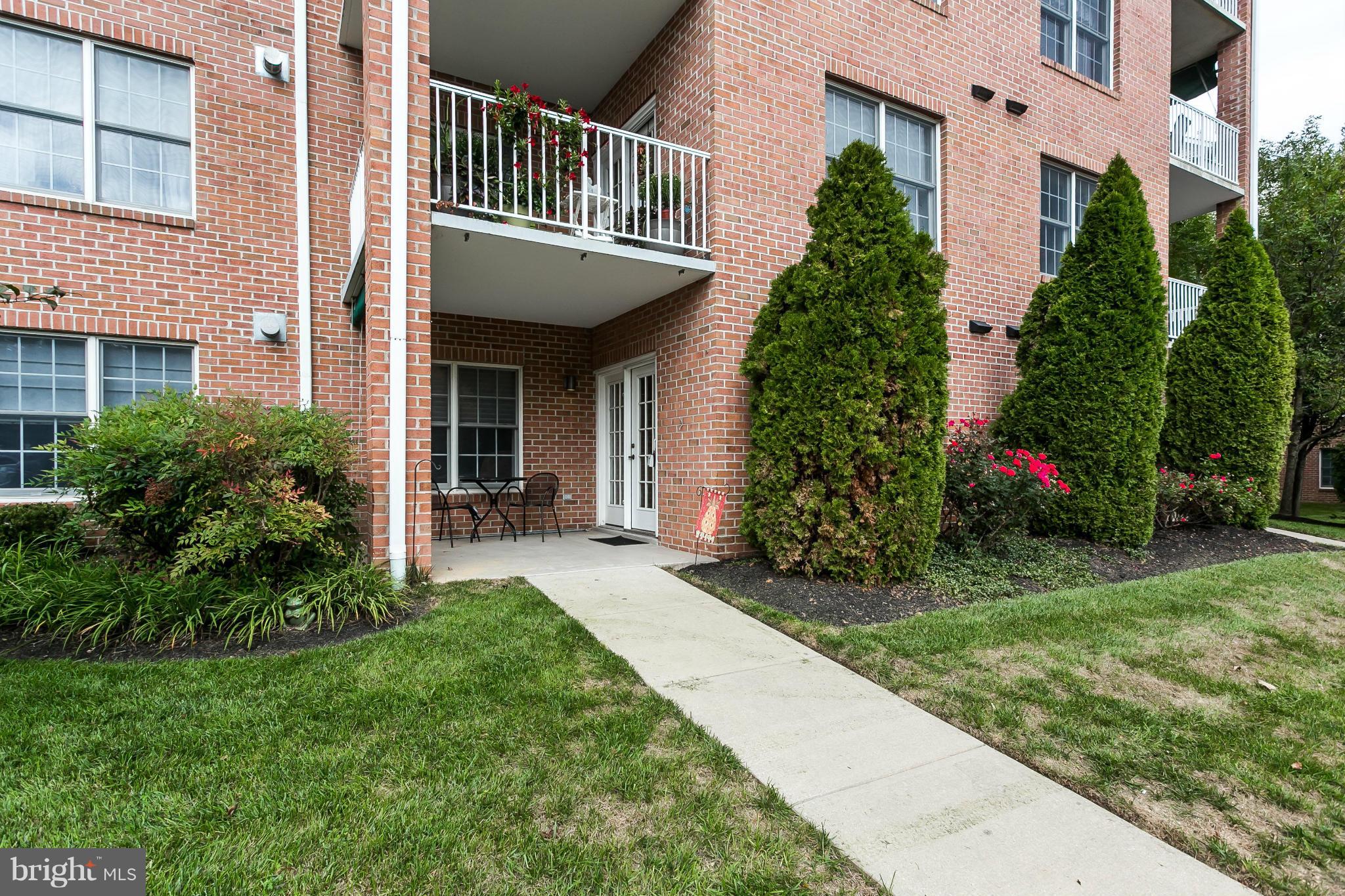 STRAFFAN - Residential