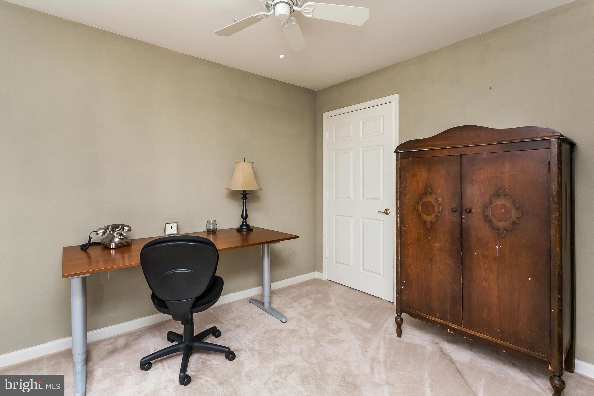 STRAFFAN - Residential