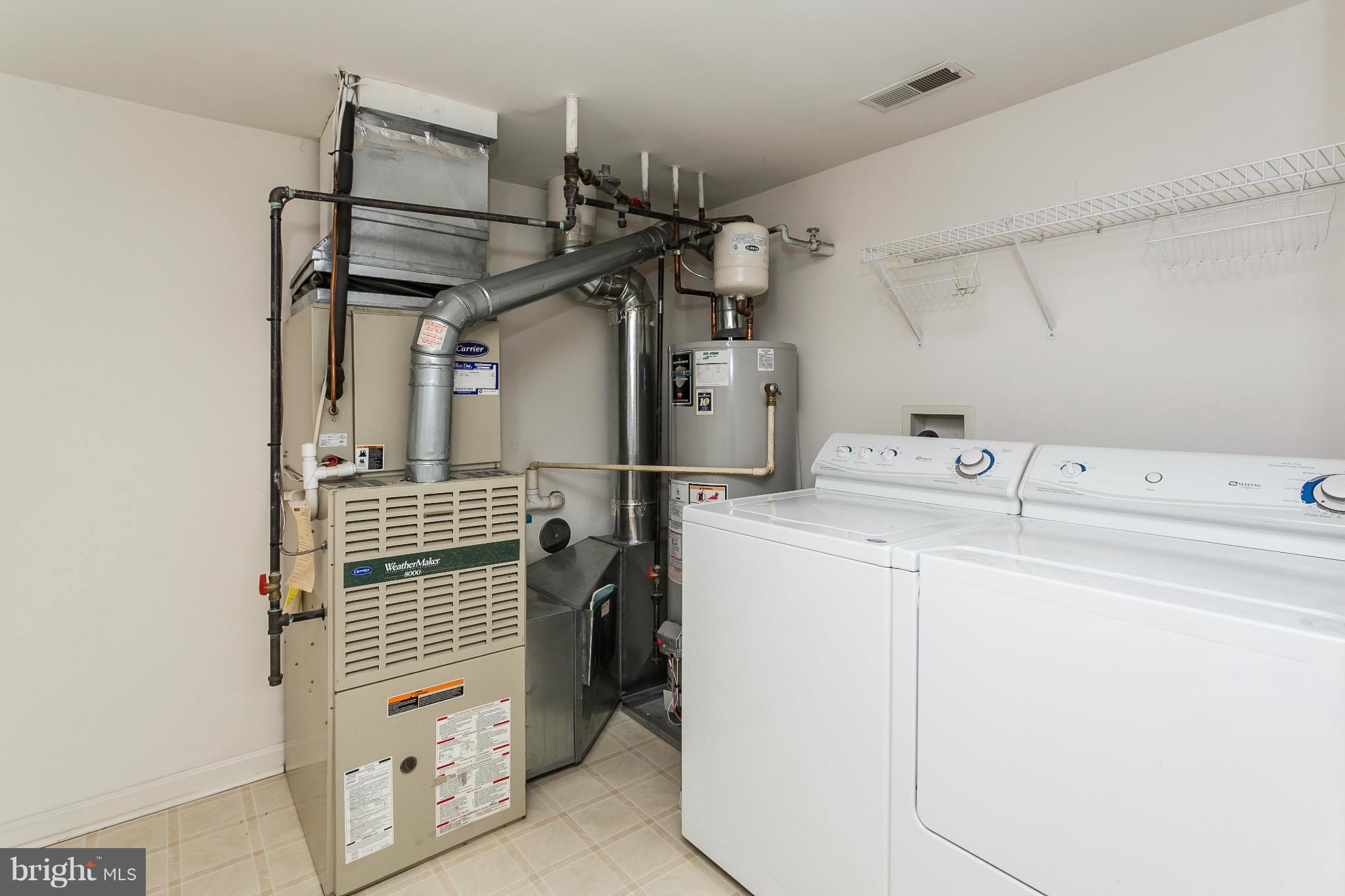 STRAFFAN - Residential