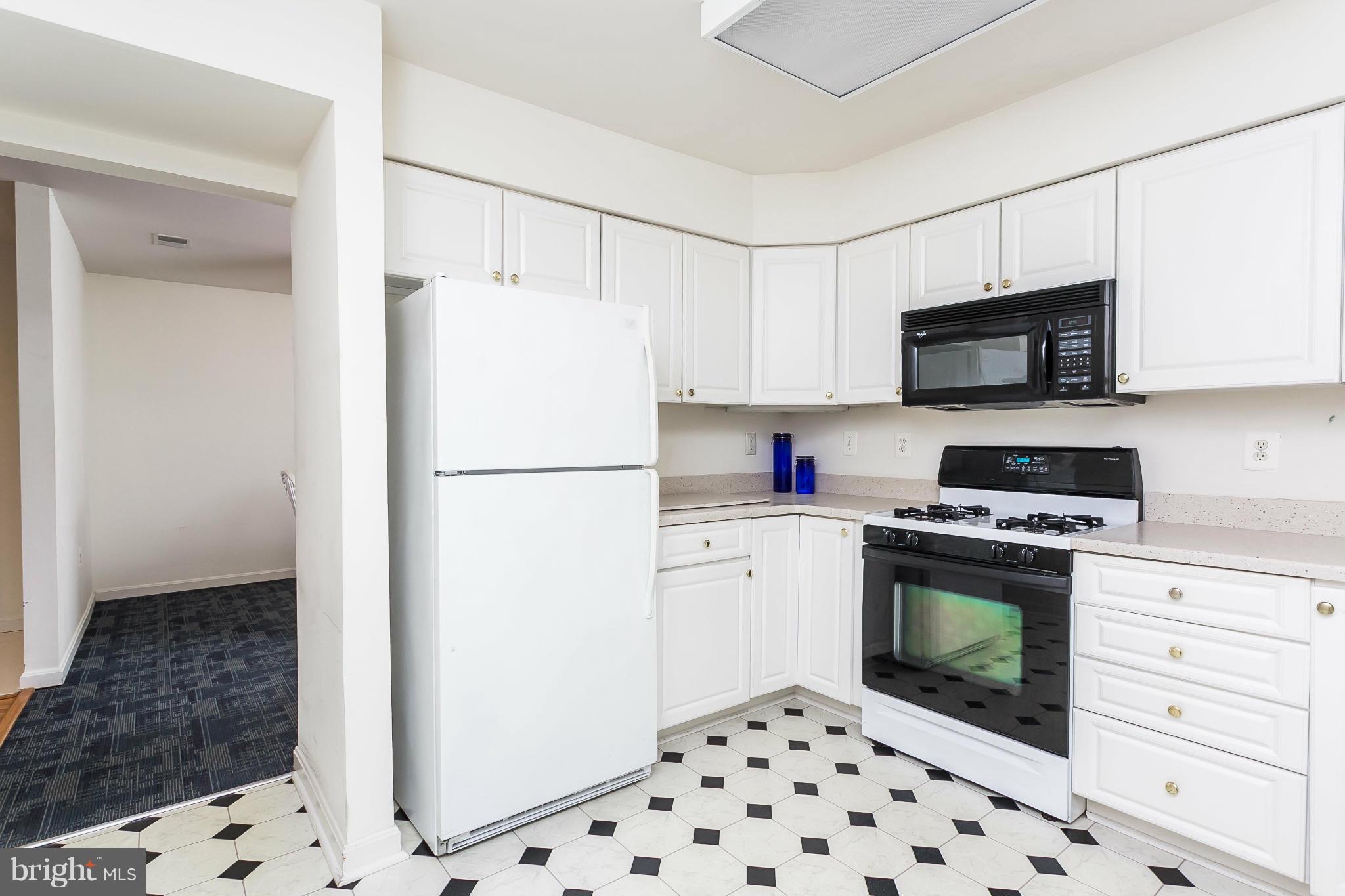 STRAFFAN - Residential