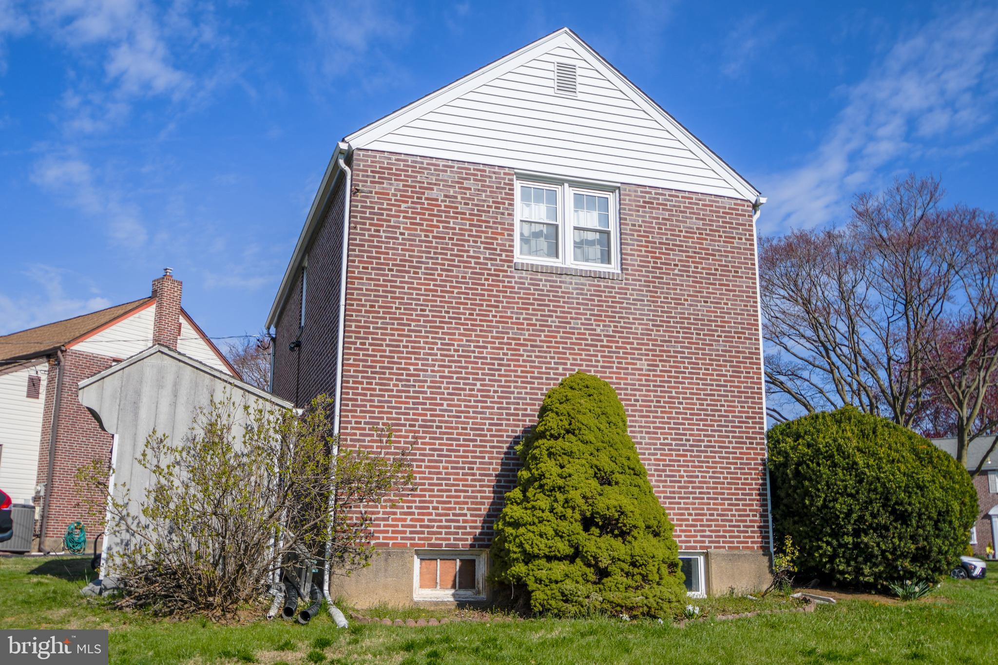 COLONIAL PARK - Residential