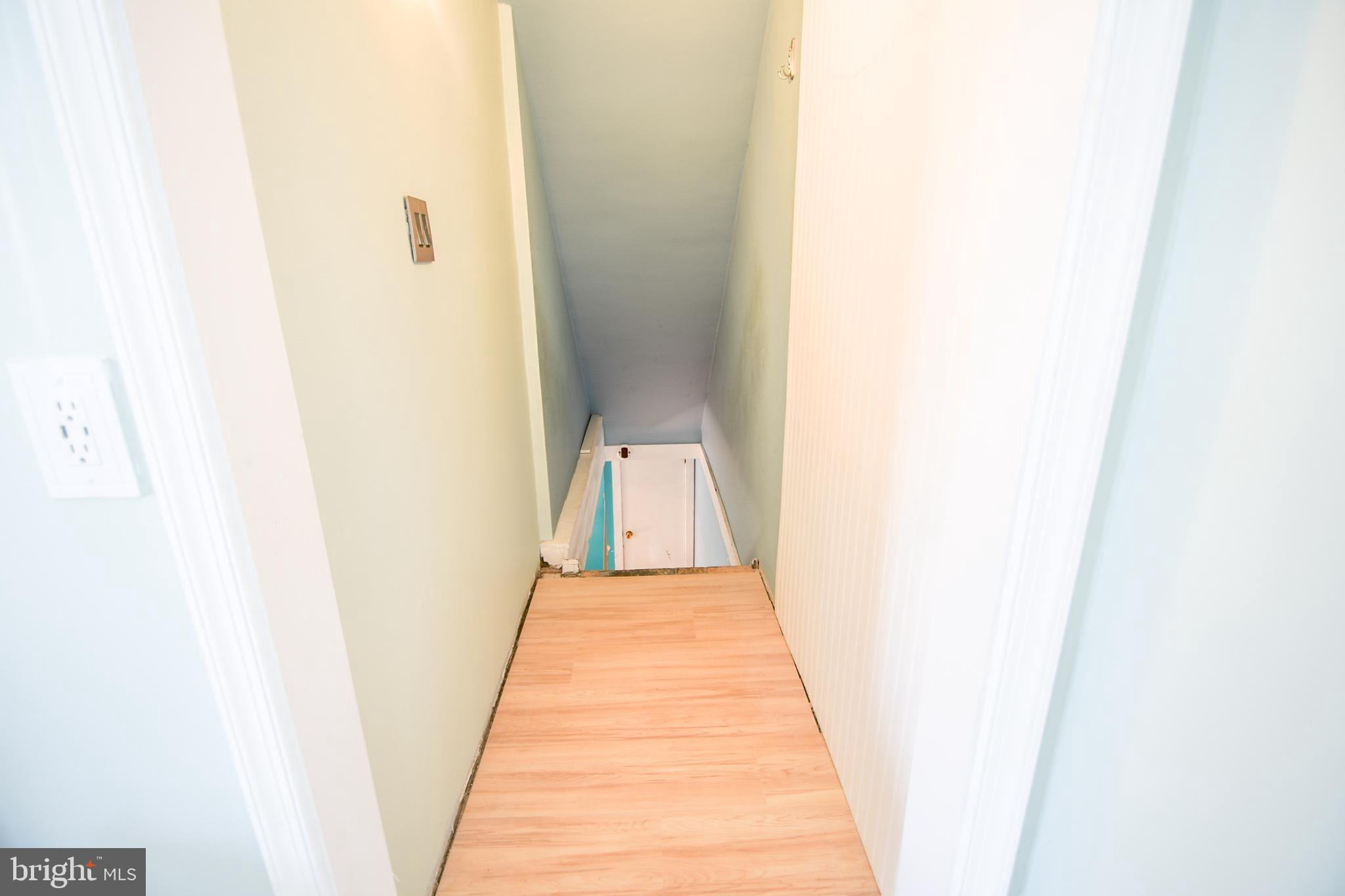 COLONIAL PARK - Residential