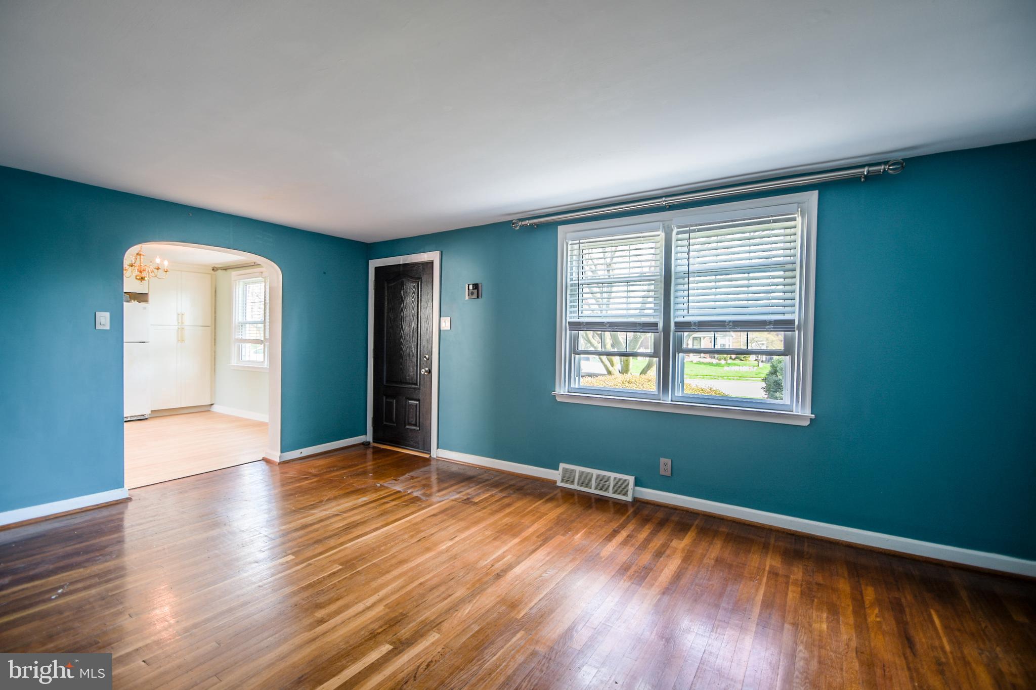 COLONIAL PARK - Residential