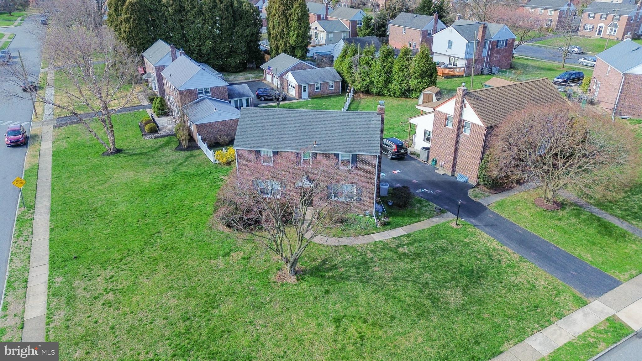 COLONIAL PARK - Residential