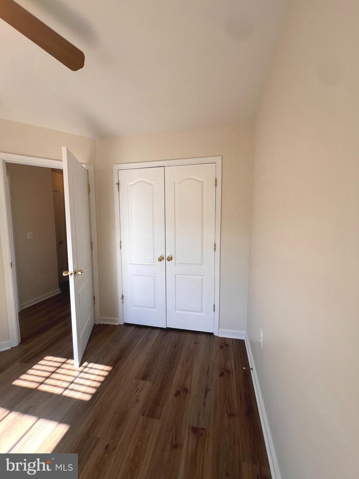 COLONIAL HILLS - Residential