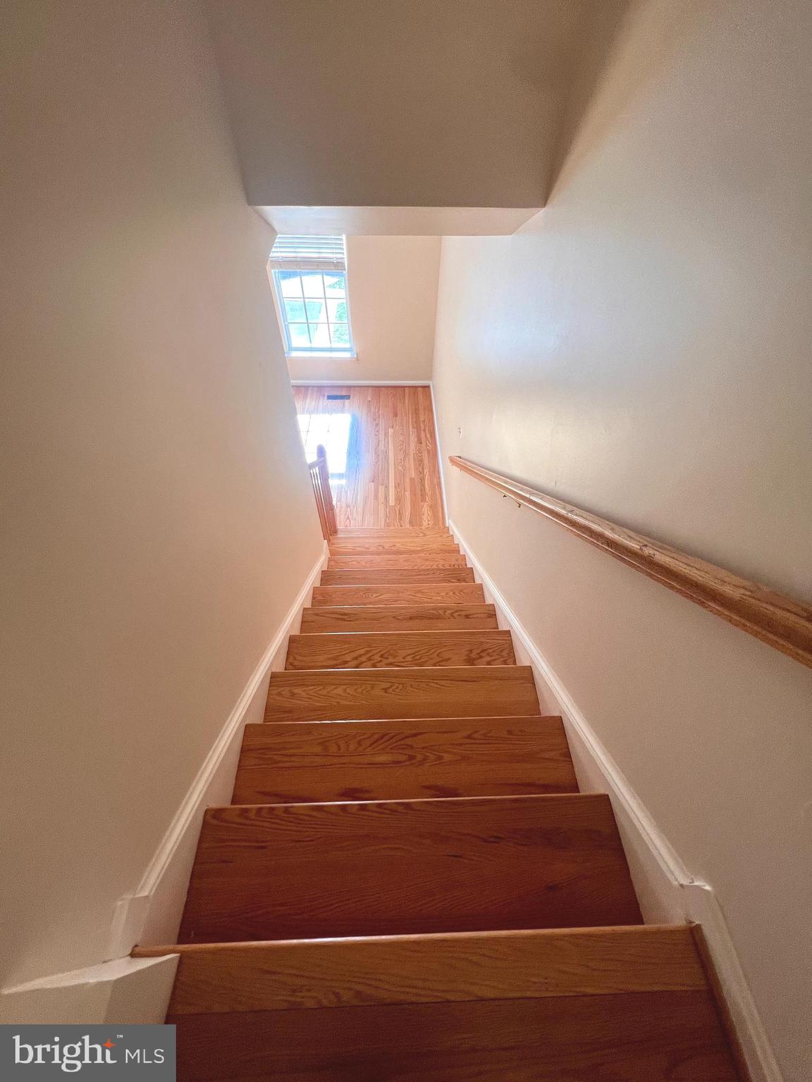 COLONIAL HILLS - Residential