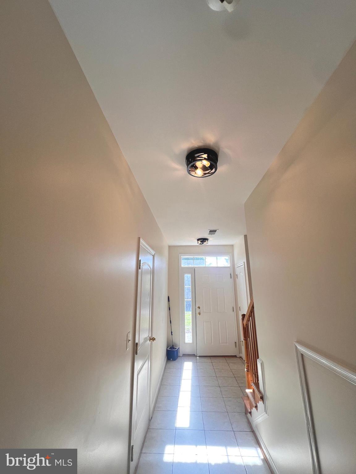 COLONIAL HILLS - Residential