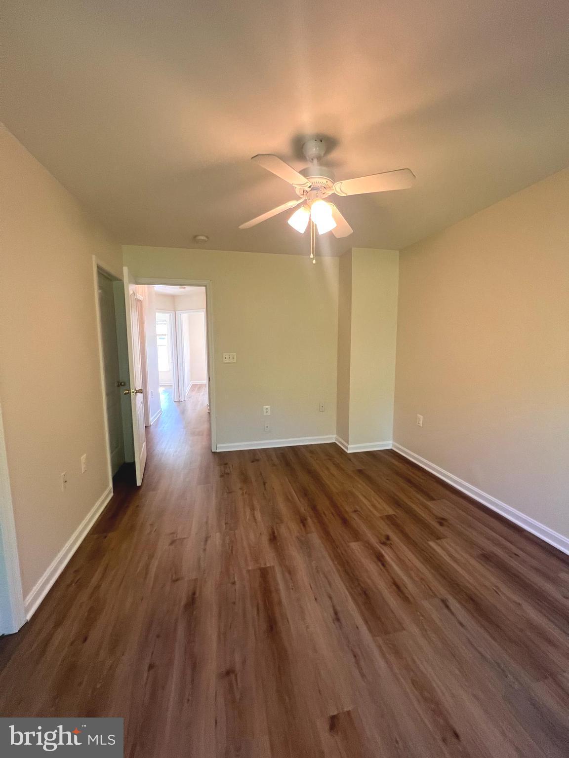 COLONIAL HILLS - Residential