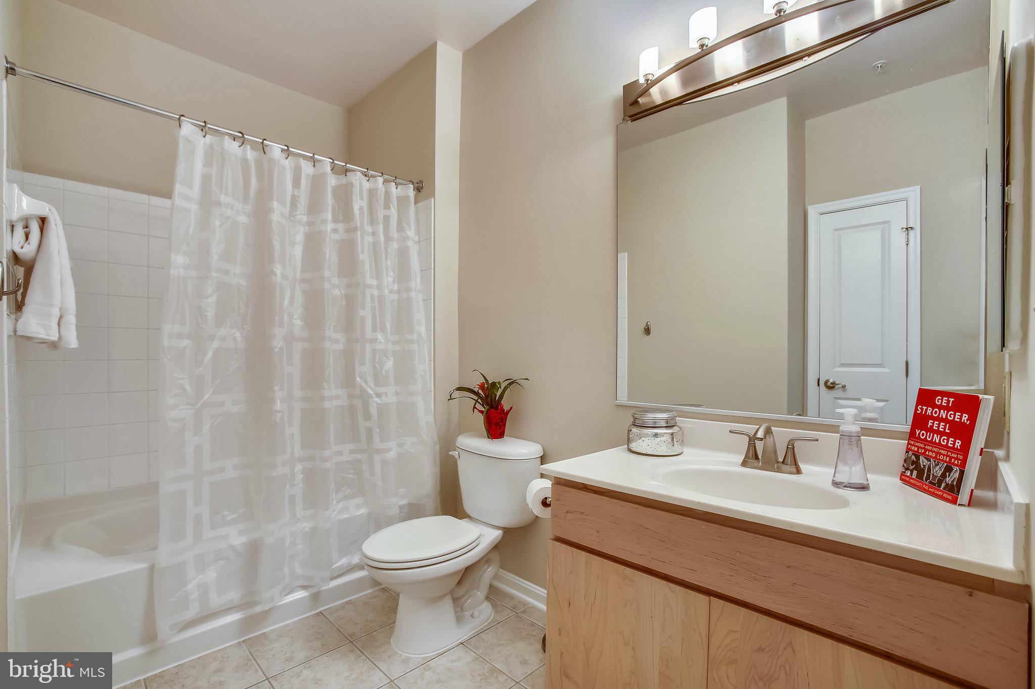 HALSTEAD AT THE METRO - Residential