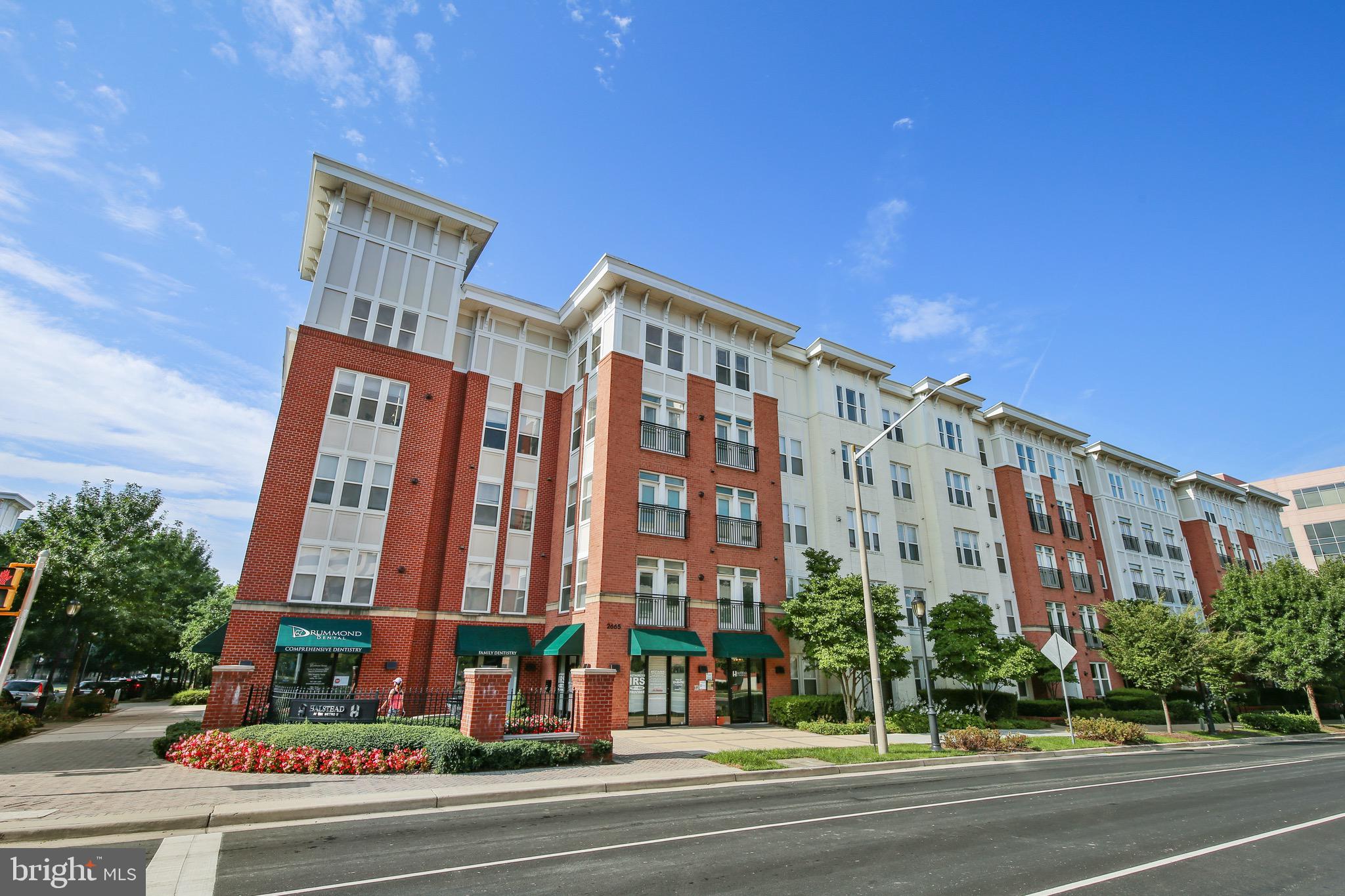 HALSTEAD AT THE METRO - Residential