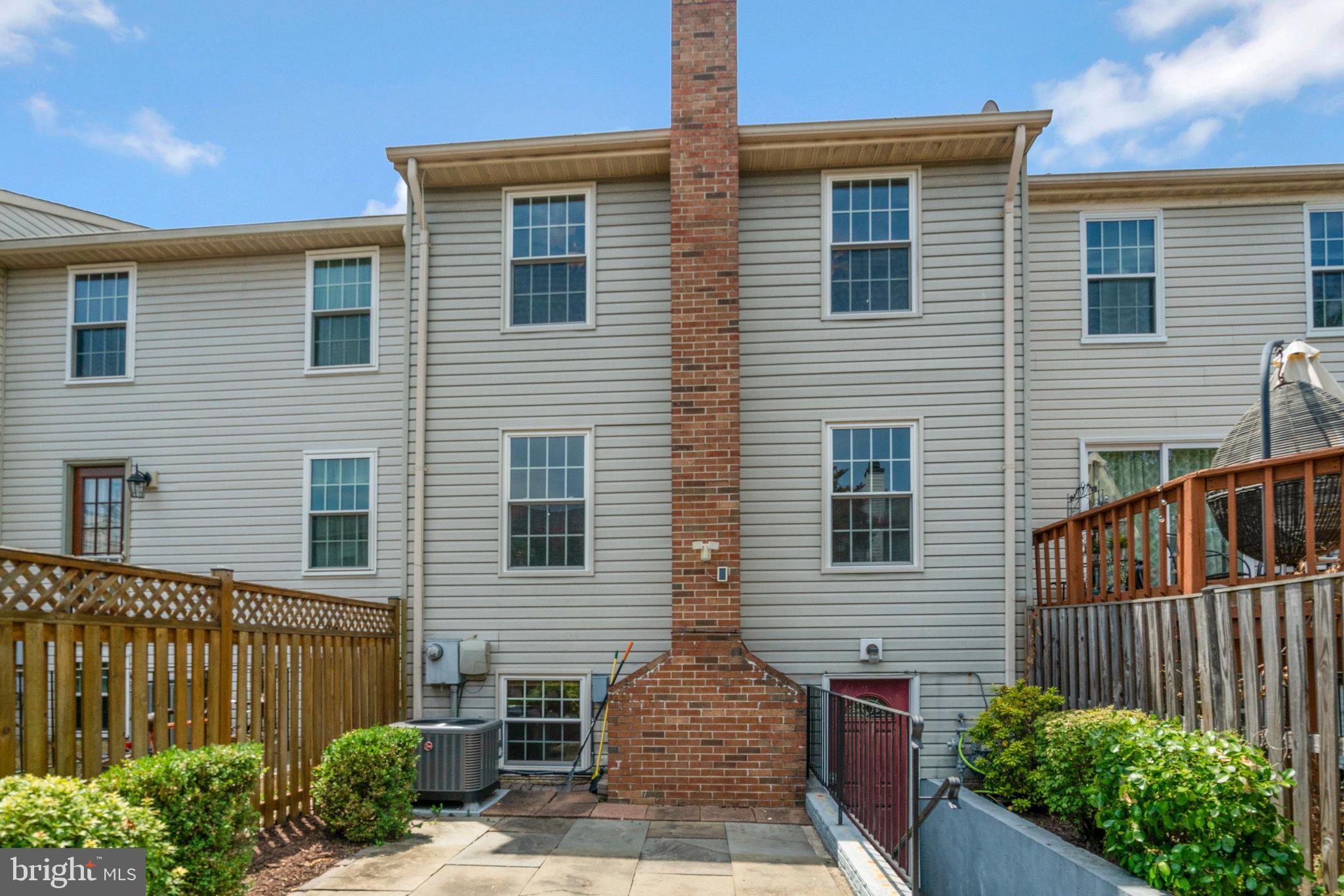 VAN DORN VILLAGE - Residential