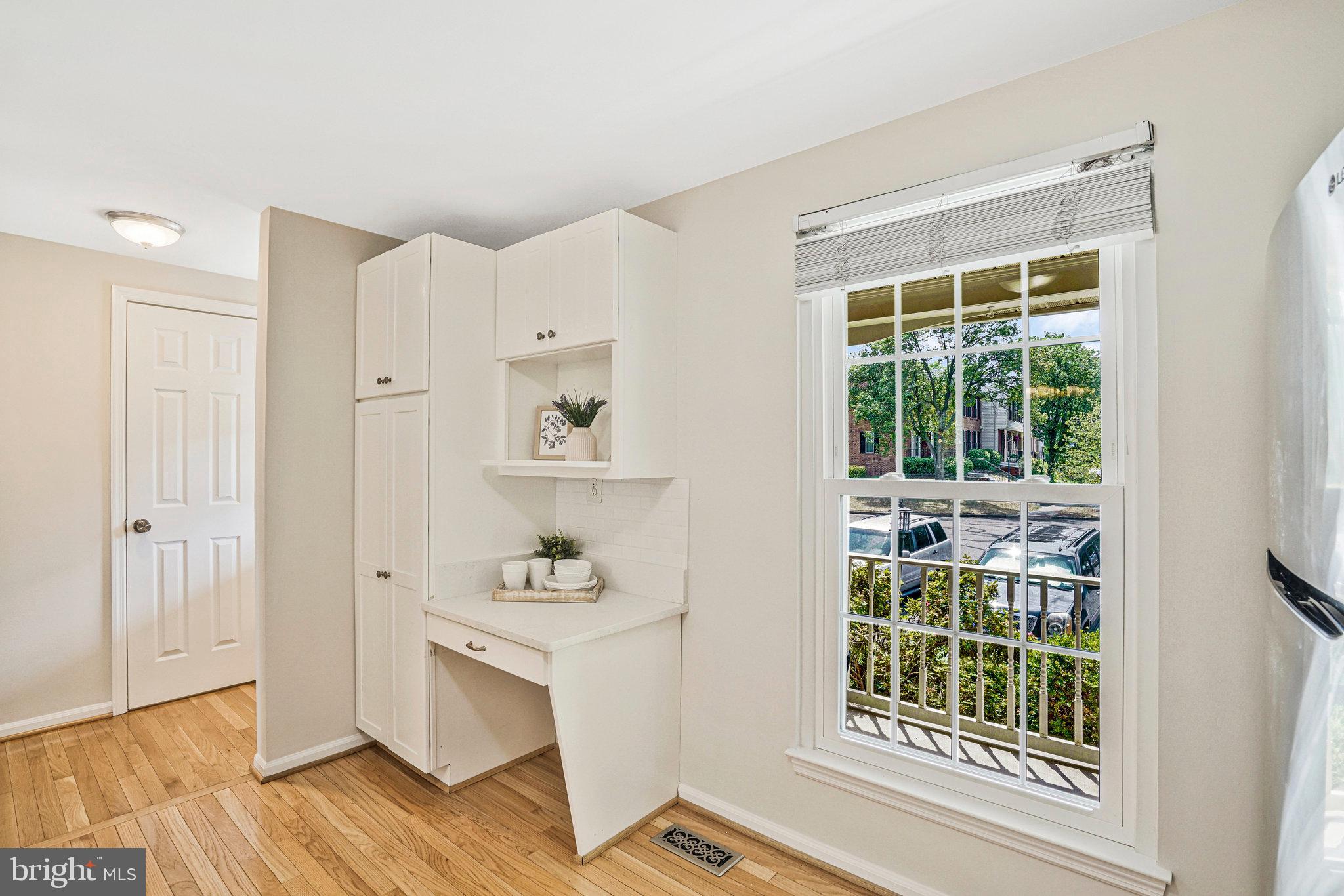 VAN DORN VILLAGE - Residential