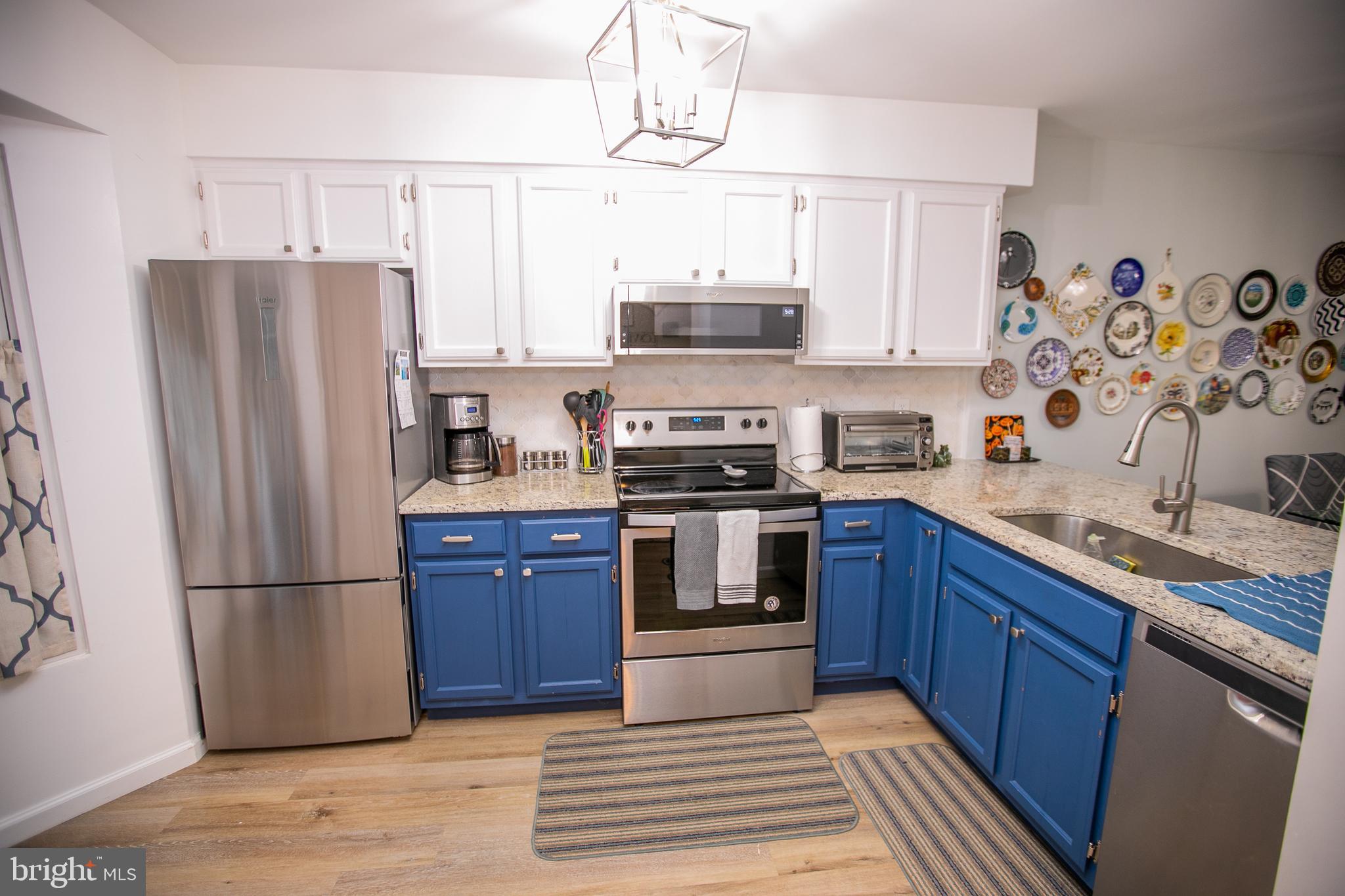 NORBECK MANOR - Residential