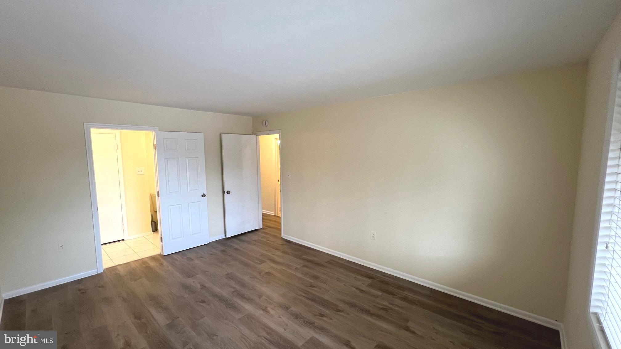 VILLAGE OF WILDE LAKE - Residential