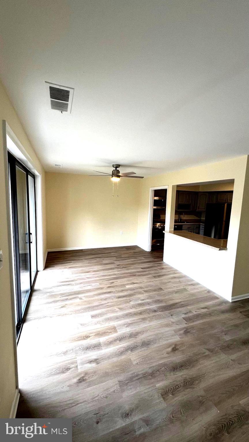 10073 WINDSTREAM DRIVE 5