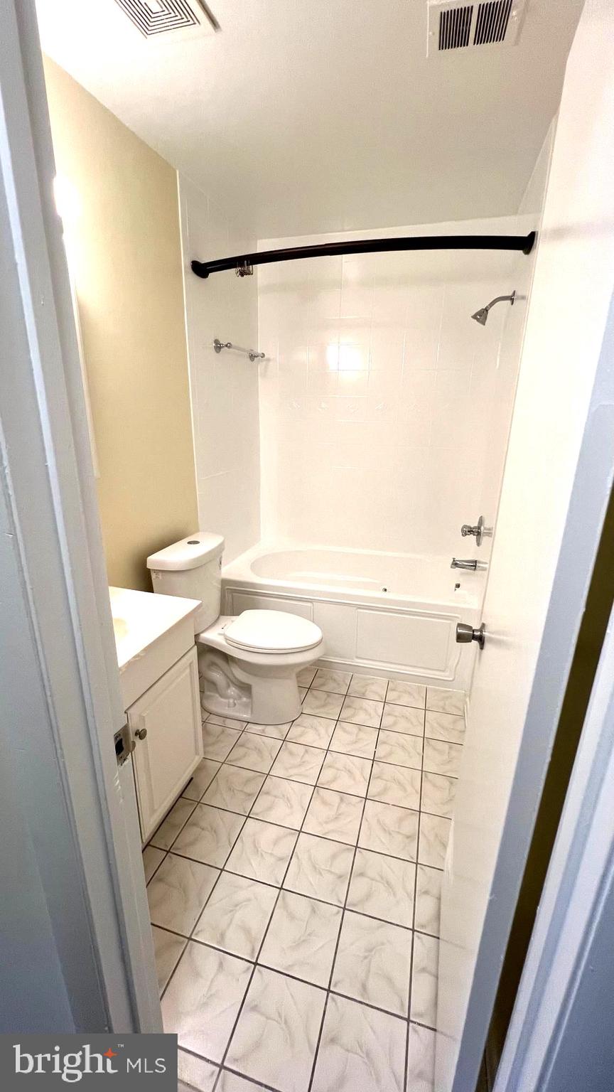 VILLAGE OF WILDE LAKE - Residential