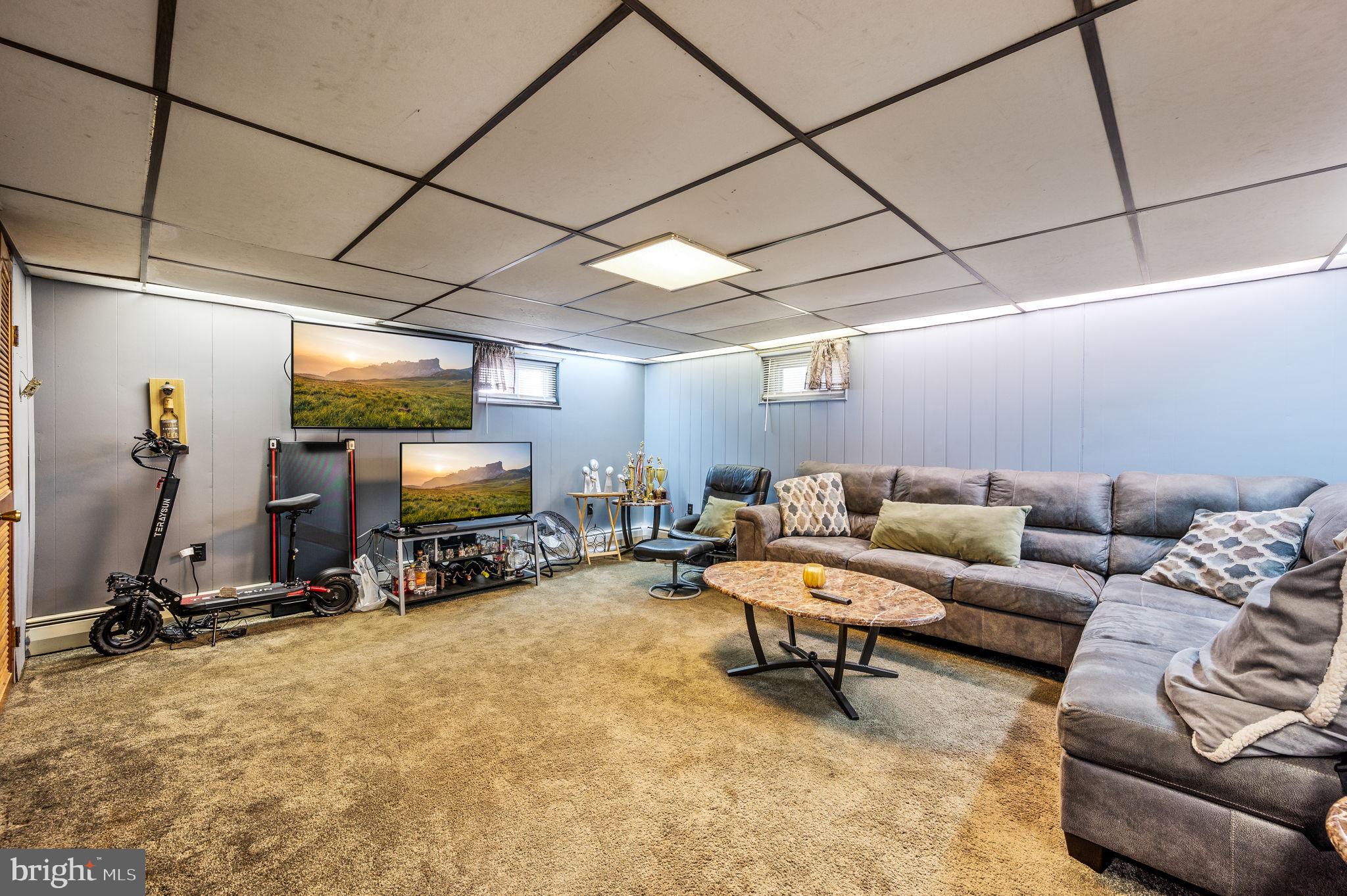 ROBERTS PARK - Residential