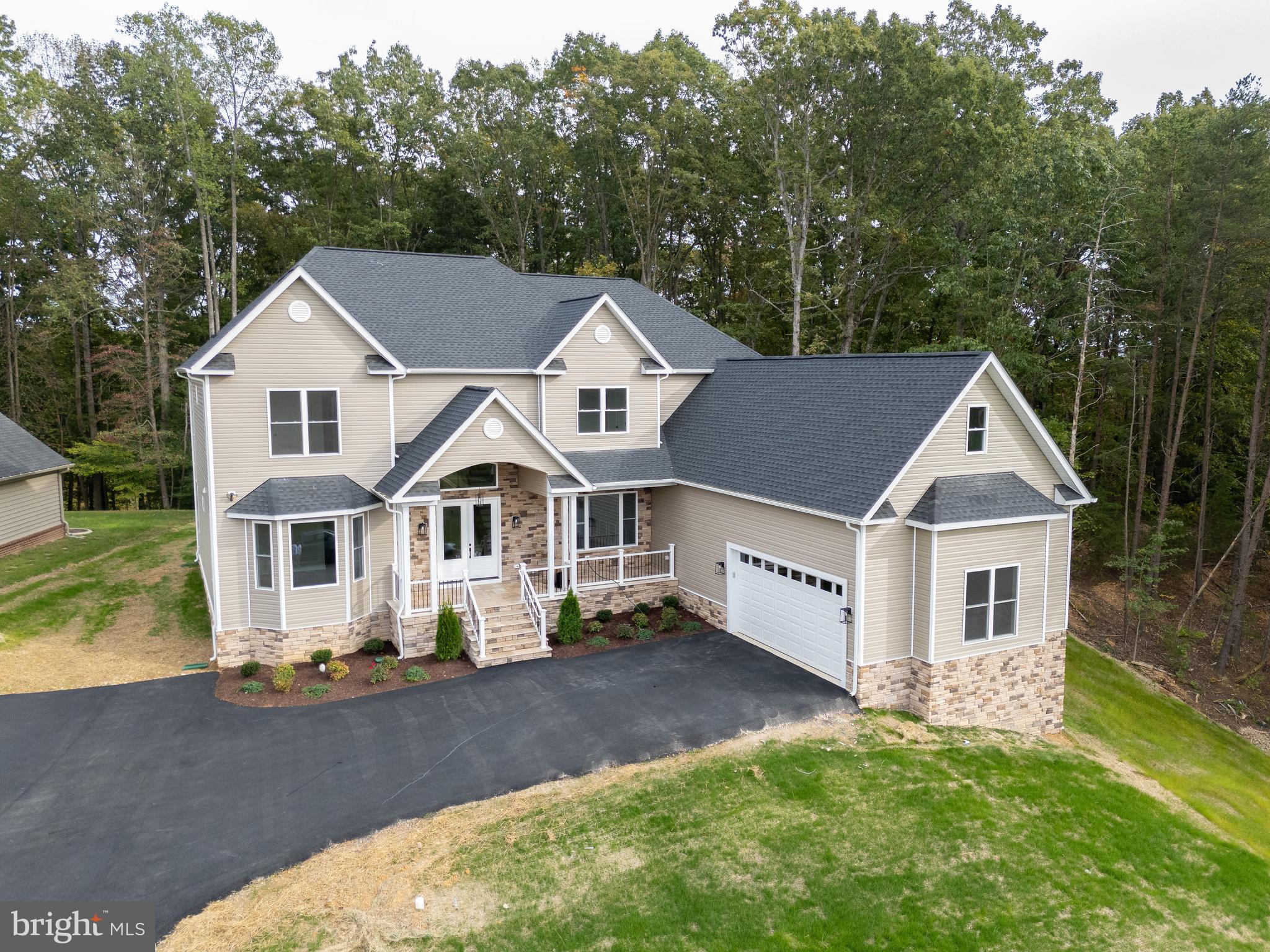 10401 LAUREL RIDGE WAY