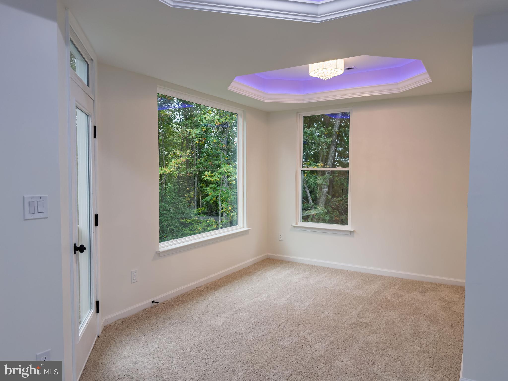 LAUREL RIDGE - Residential