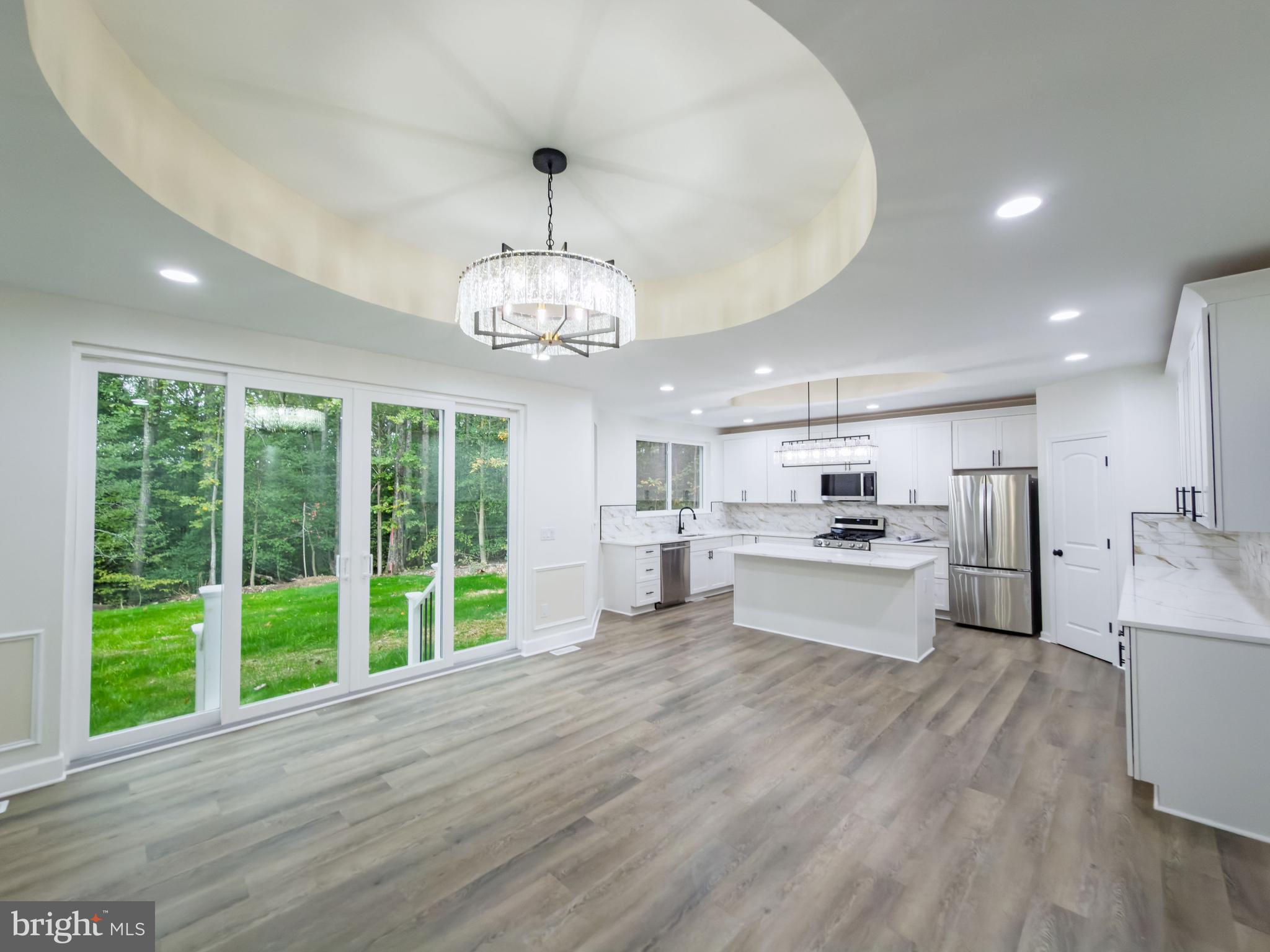 LAUREL RIDGE - Residential