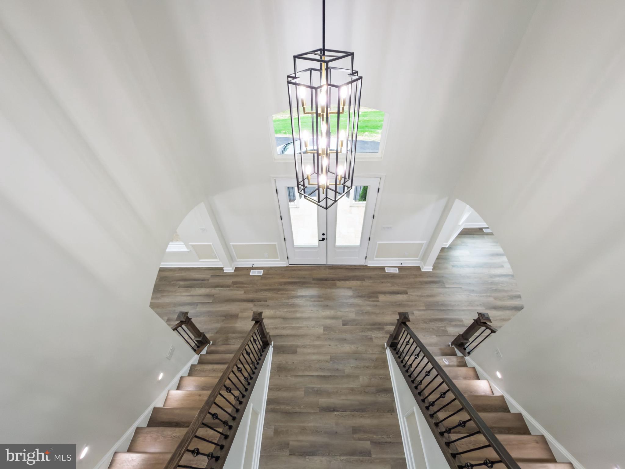 LAUREL RIDGE - Residential