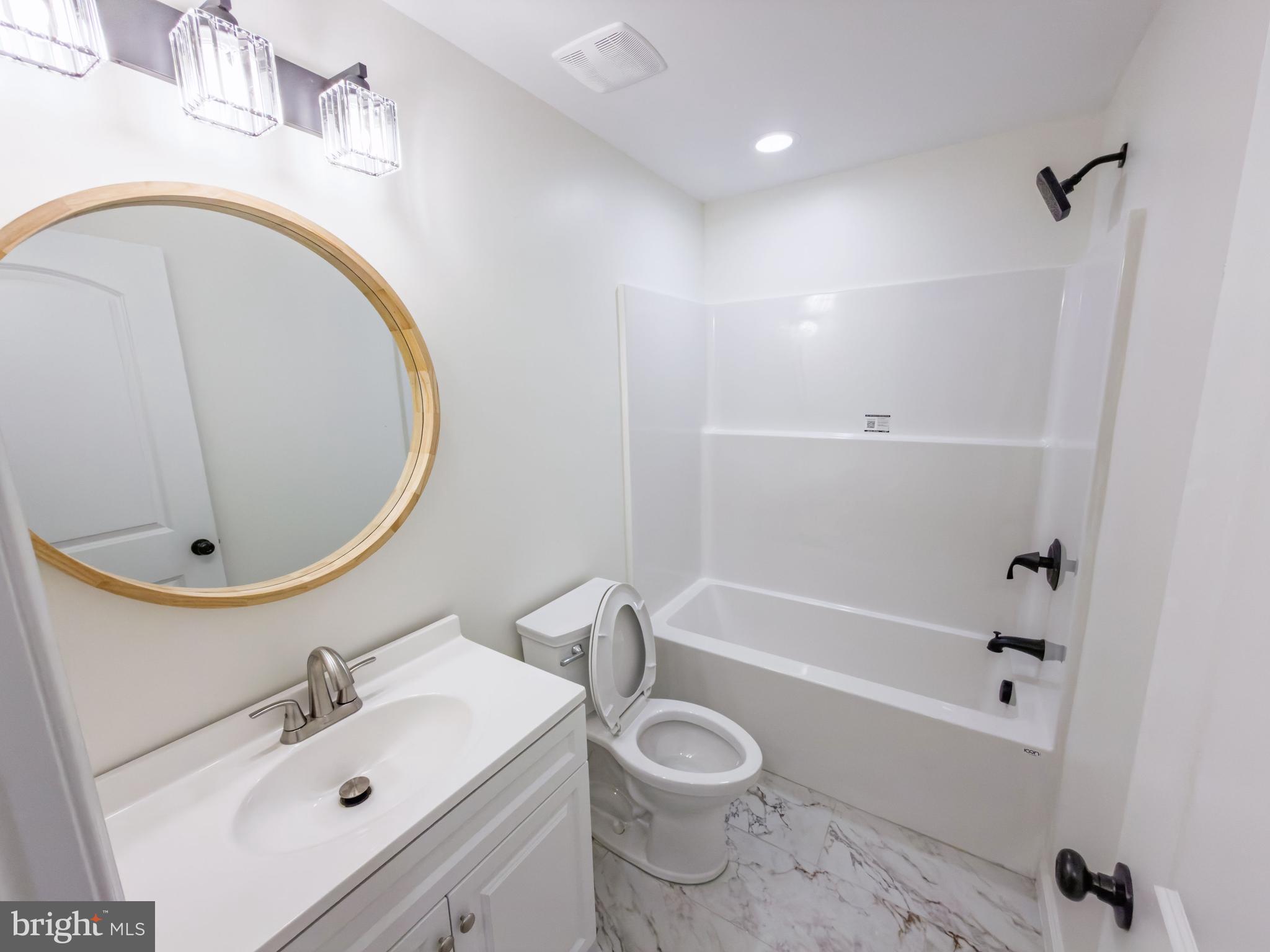 LAUREL RIDGE - Residential