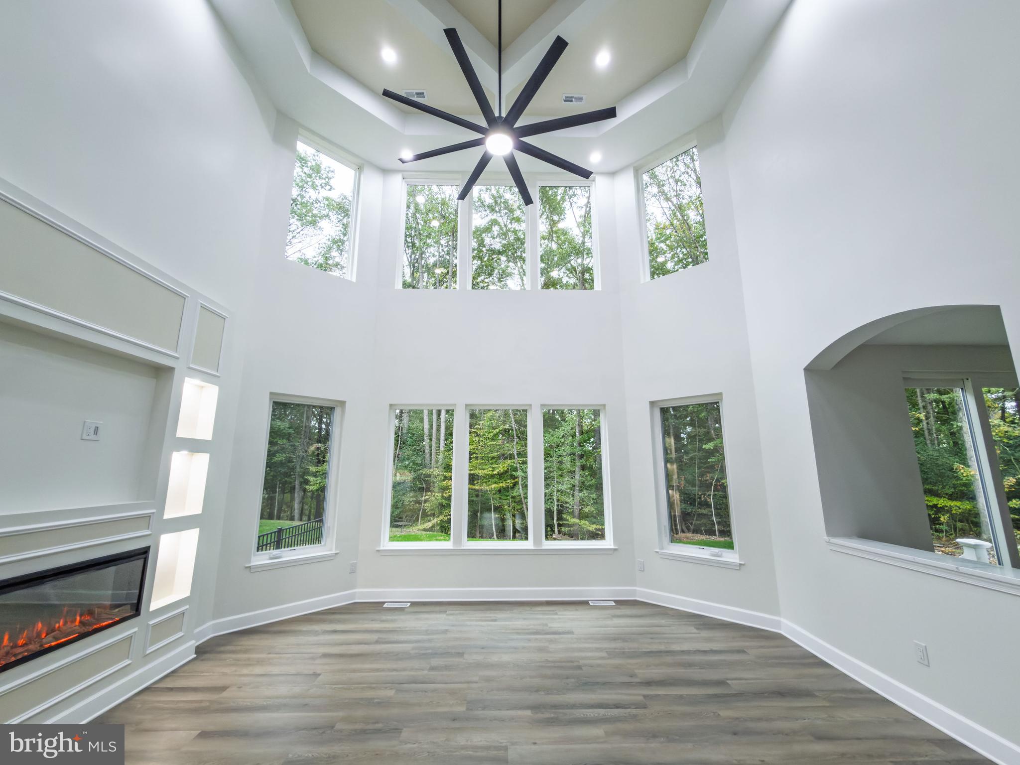 LAUREL RIDGE - Residential