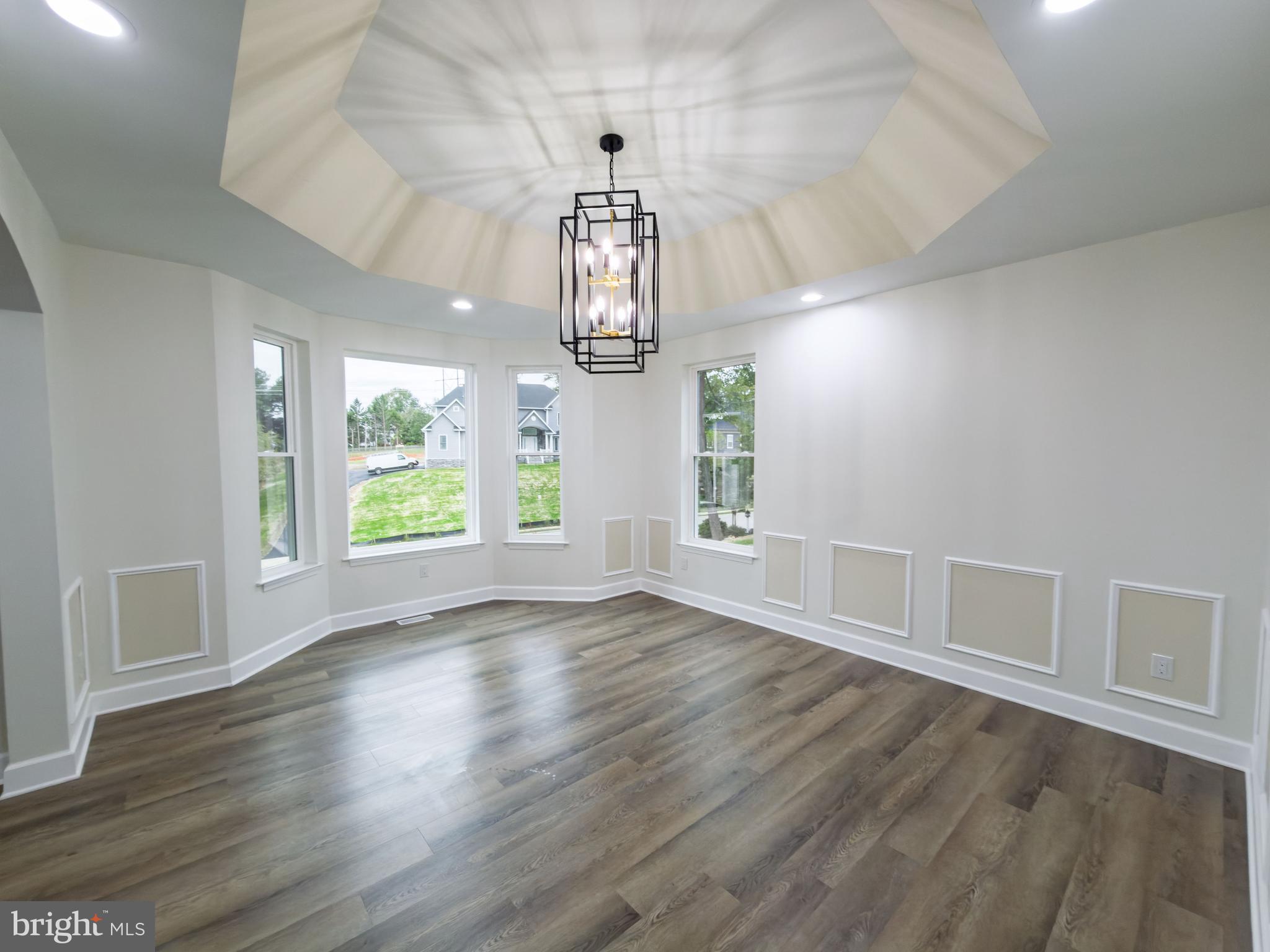 LAUREL RIDGE - Residential