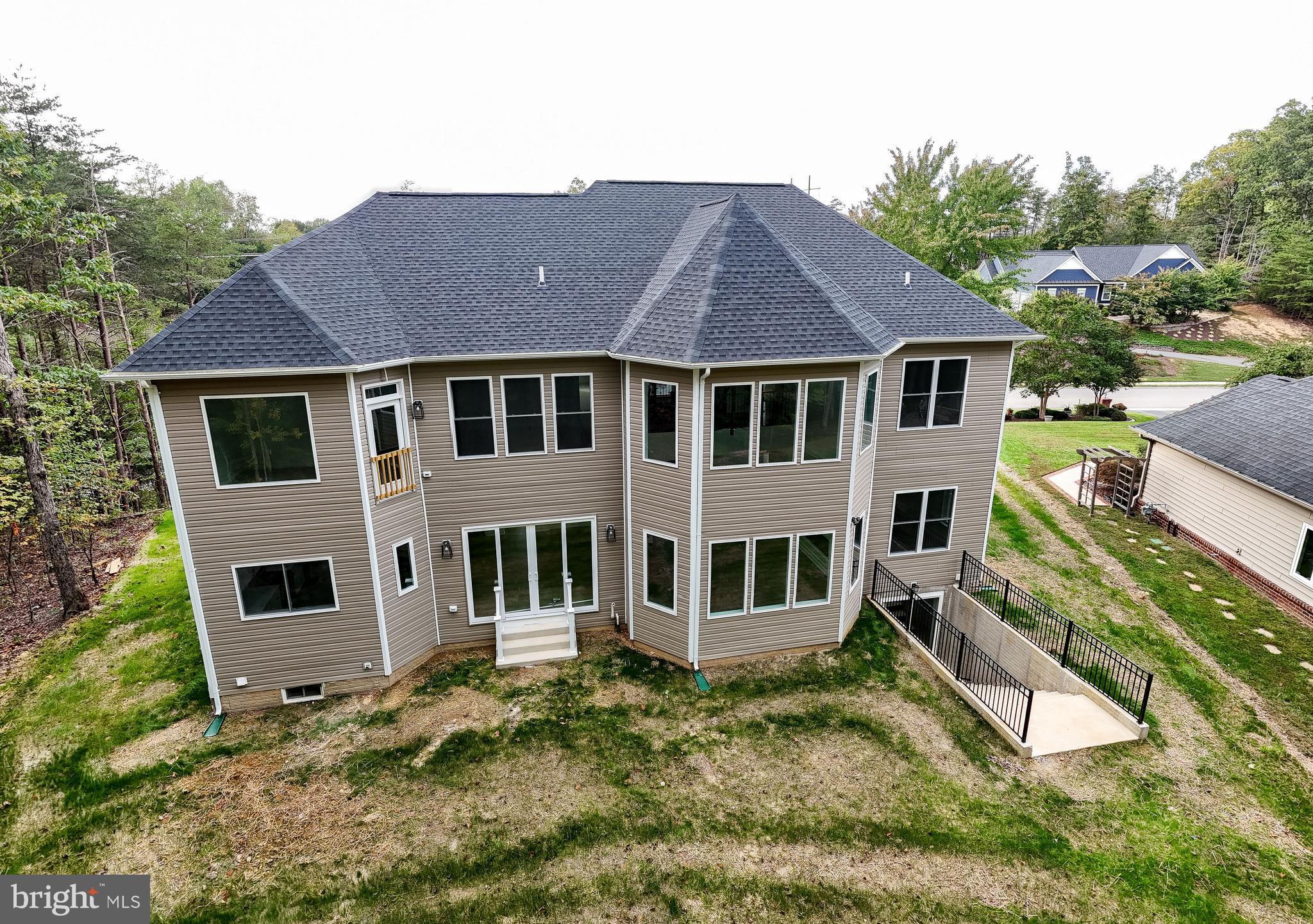 LAUREL RIDGE - Residential