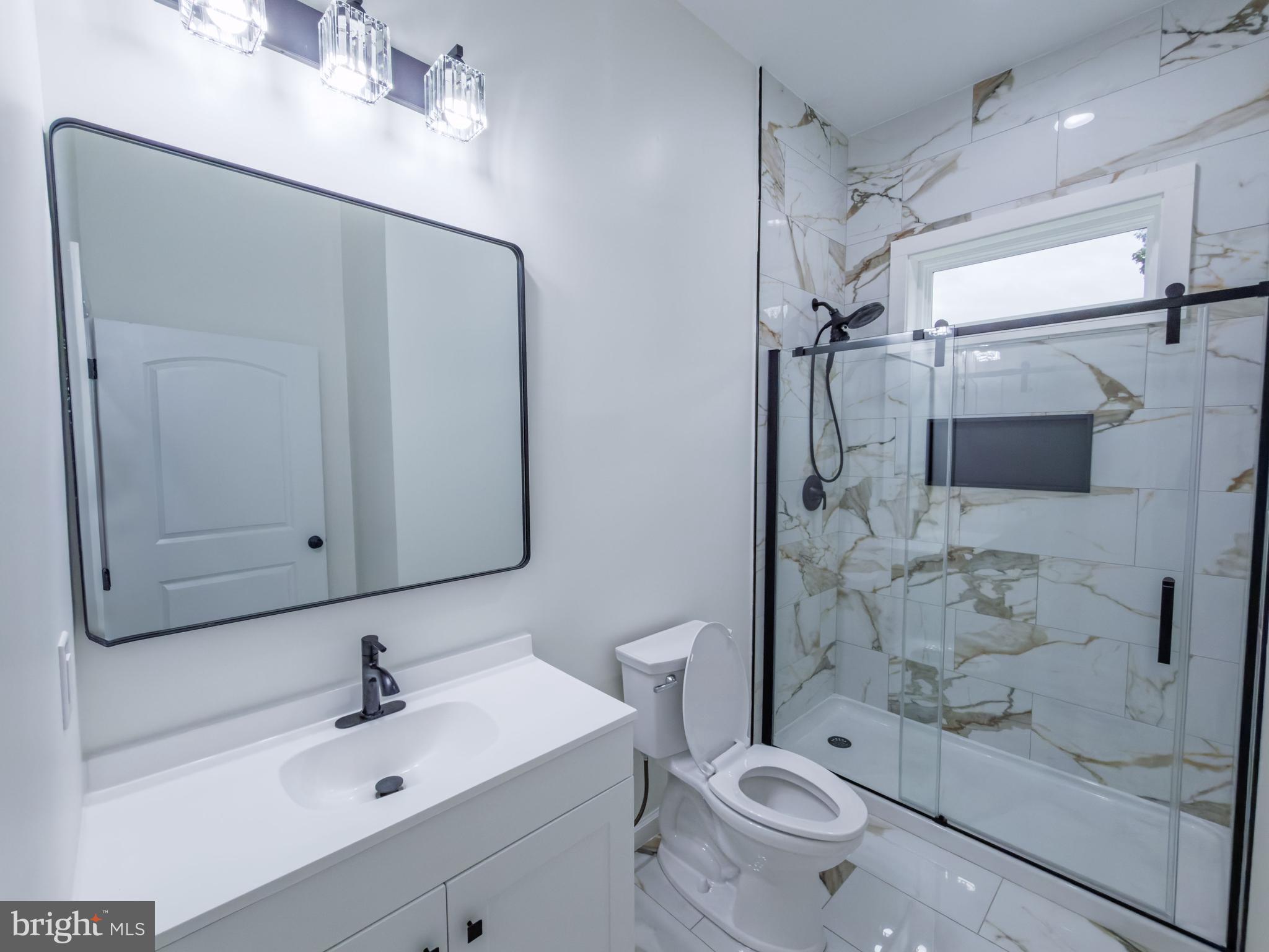 LAUREL RIDGE - Residential