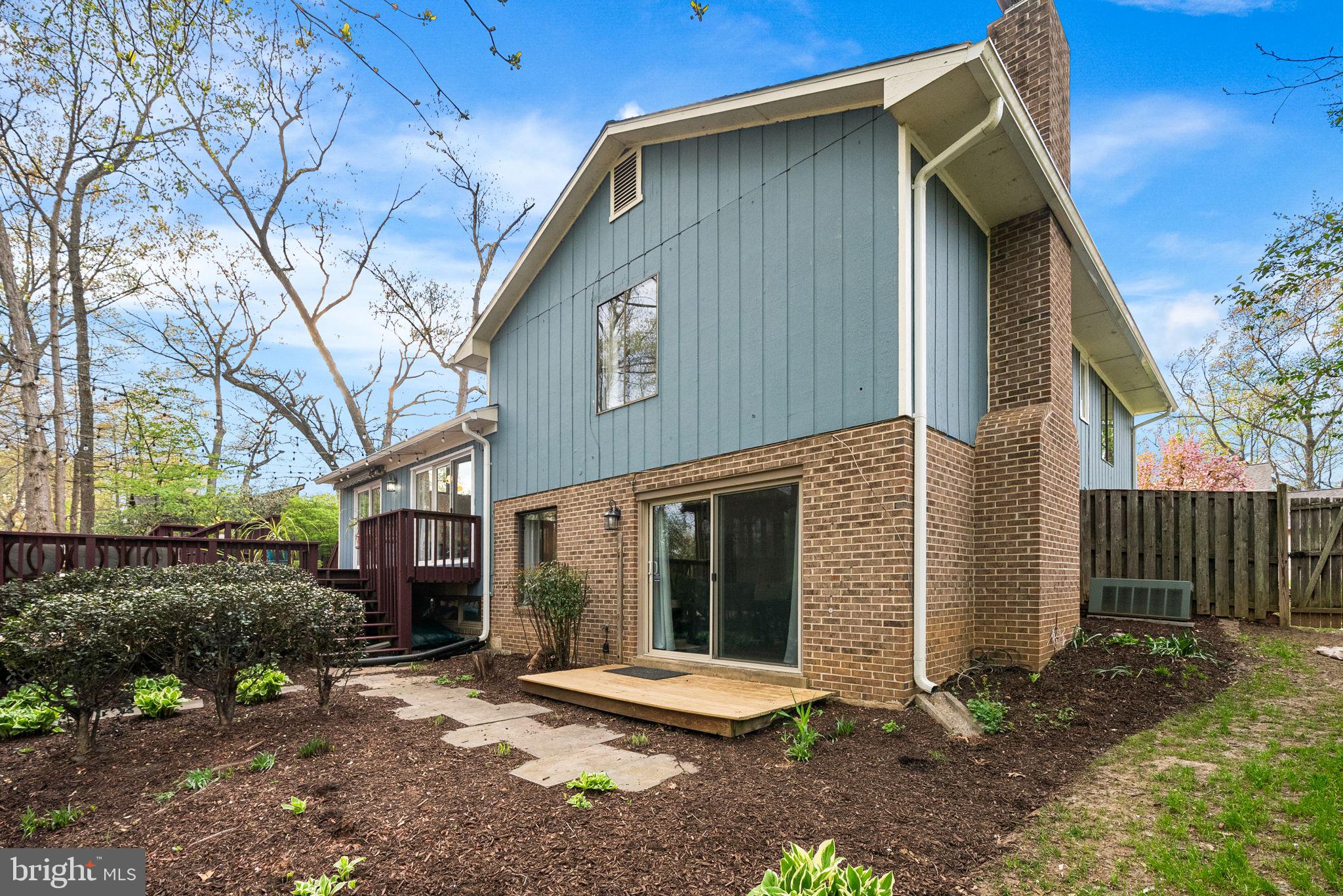 GALLOWS ESTATES - Residential