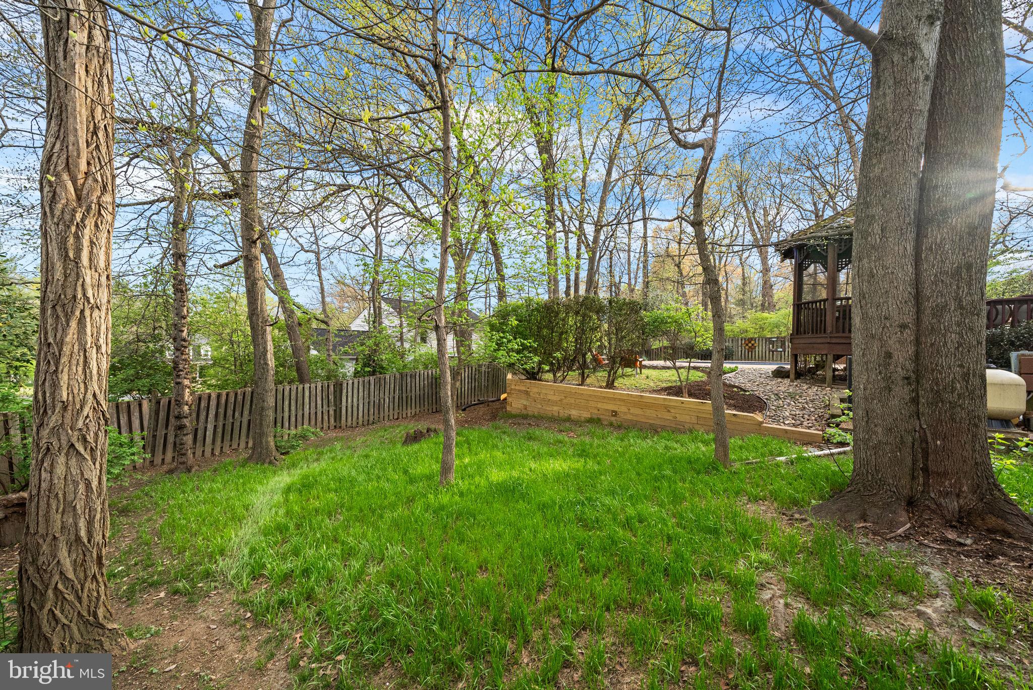 GALLOWS ESTATES - Residential