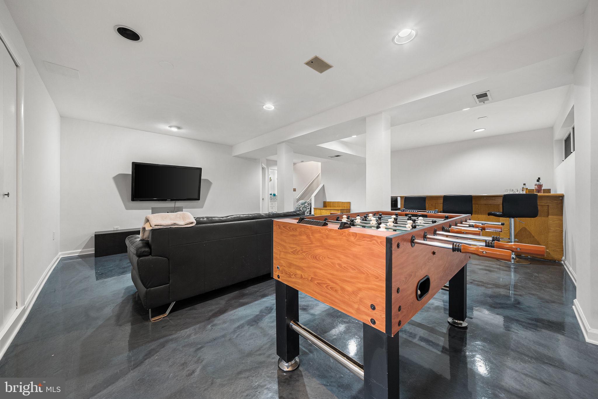 GALLOWS ESTATES - Residential