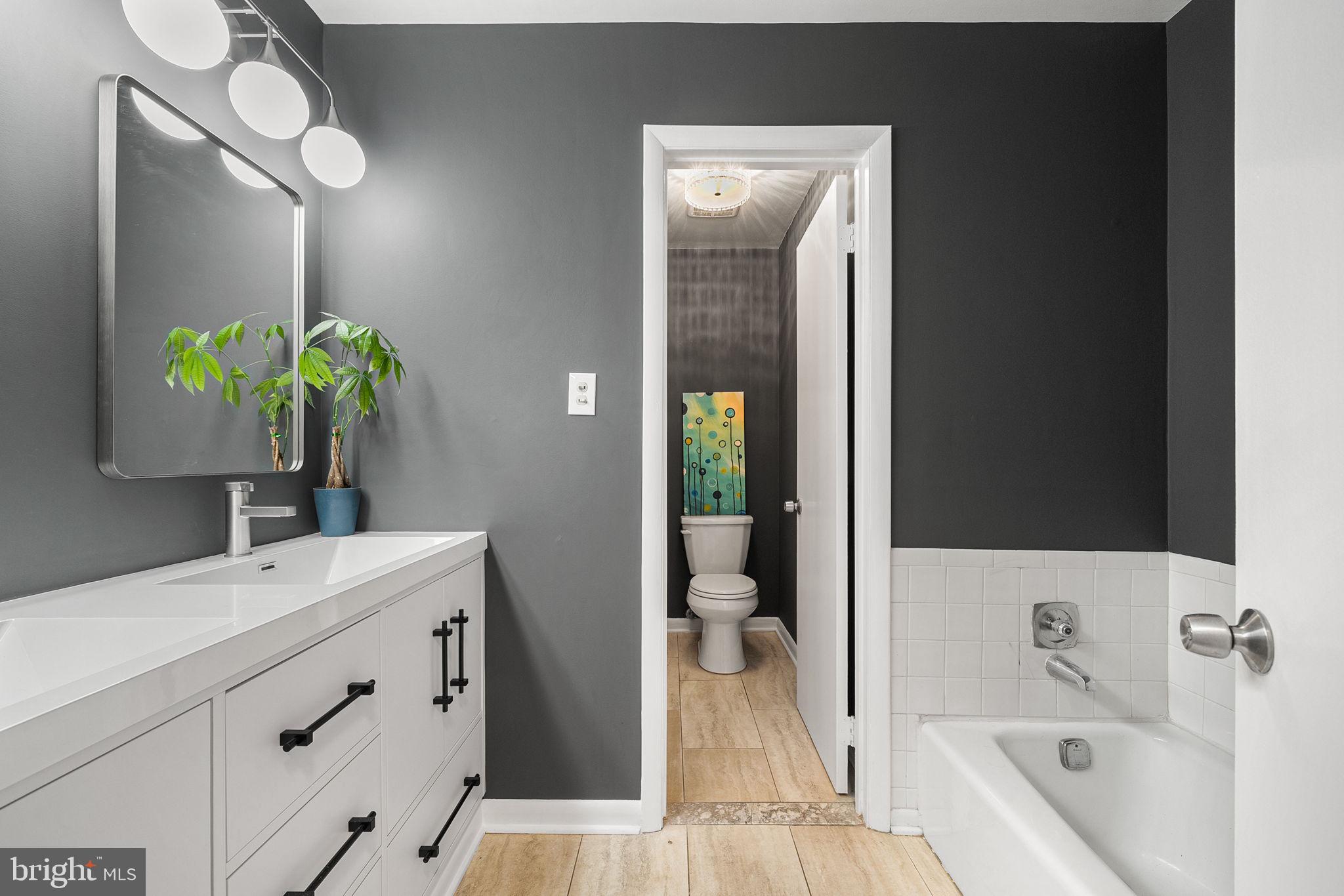 GALLOWS ESTATES - Residential