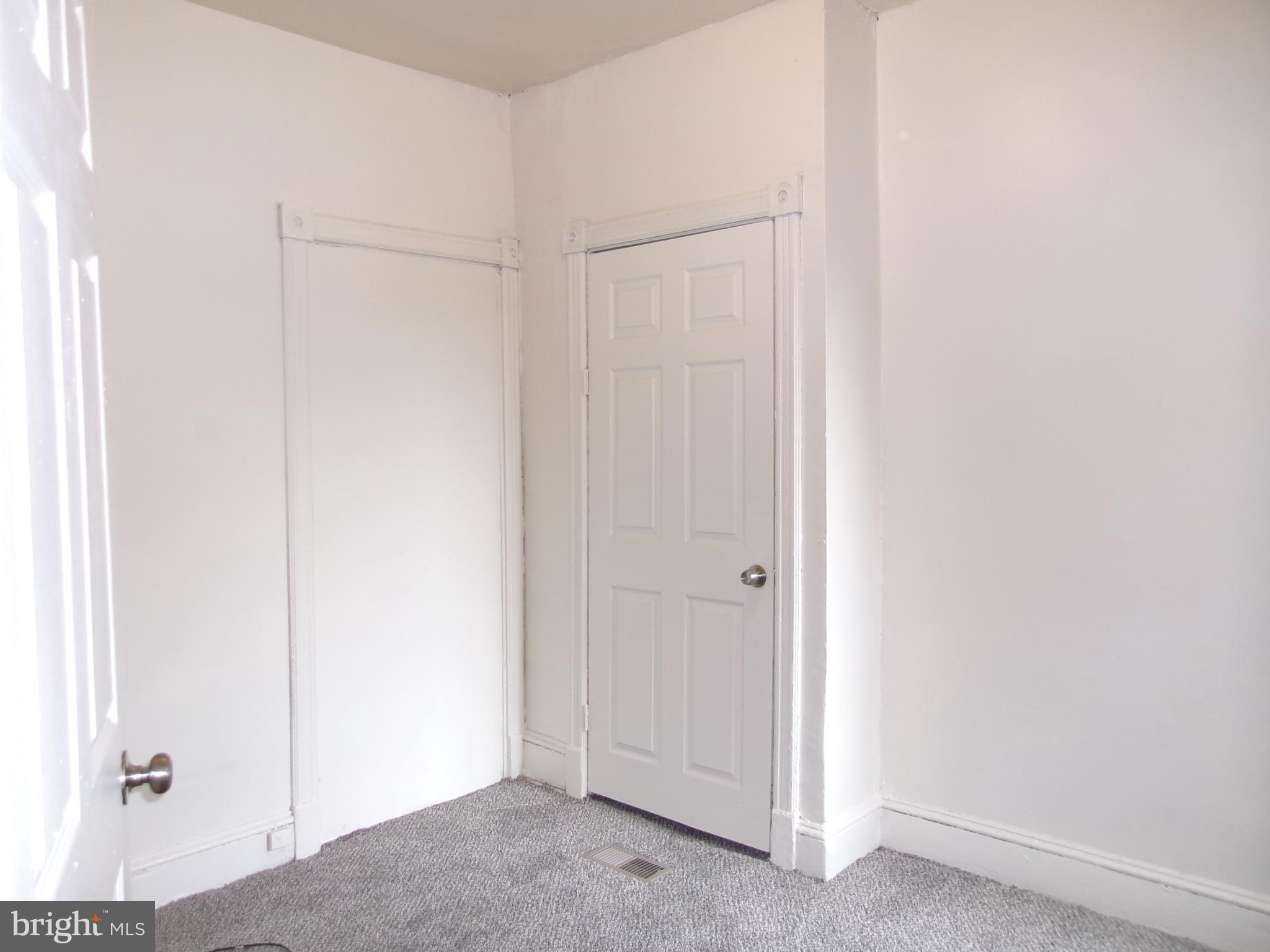 MANTUA - Residential