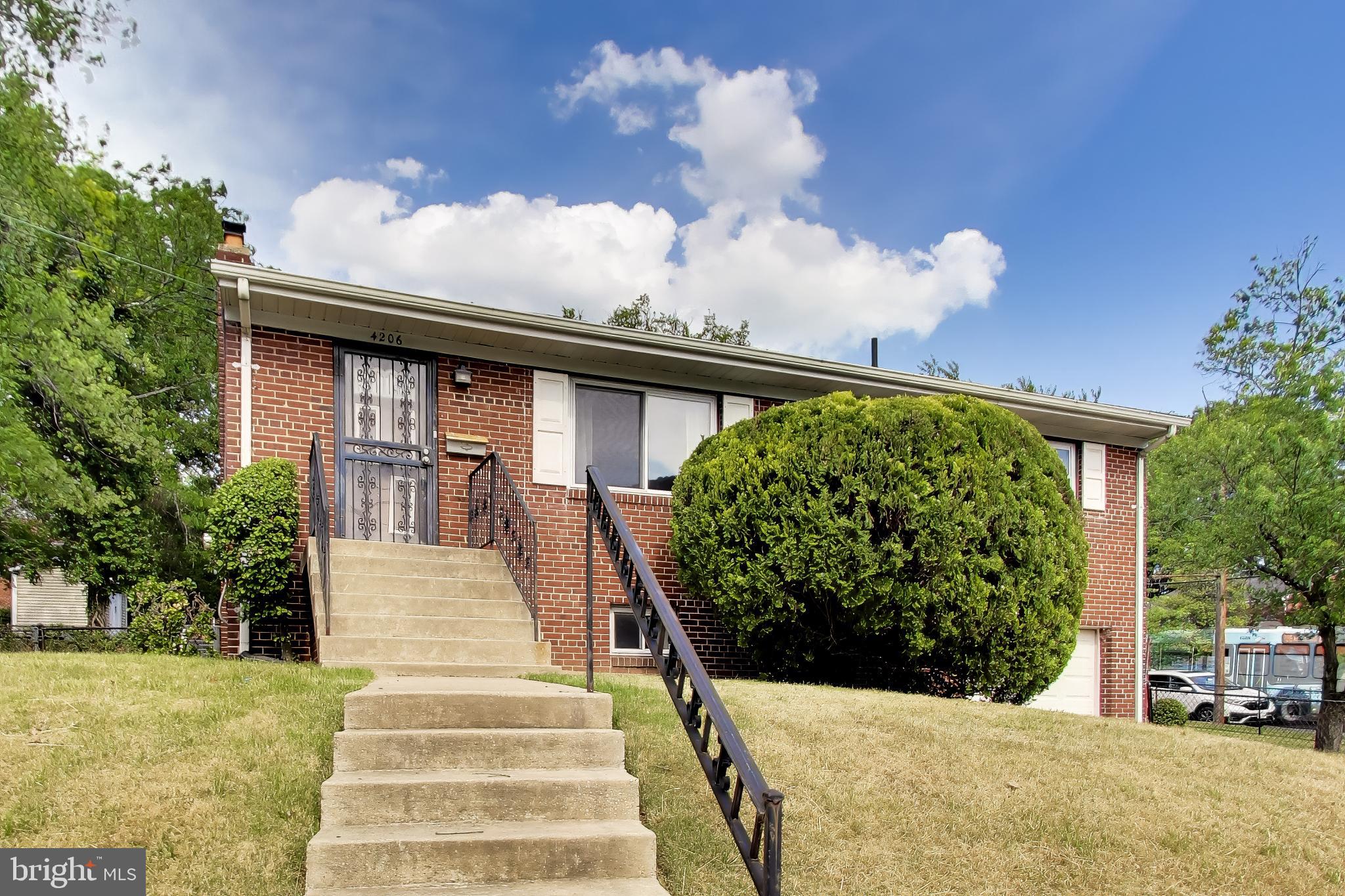 HILLCREST HEIGHTS - Residential