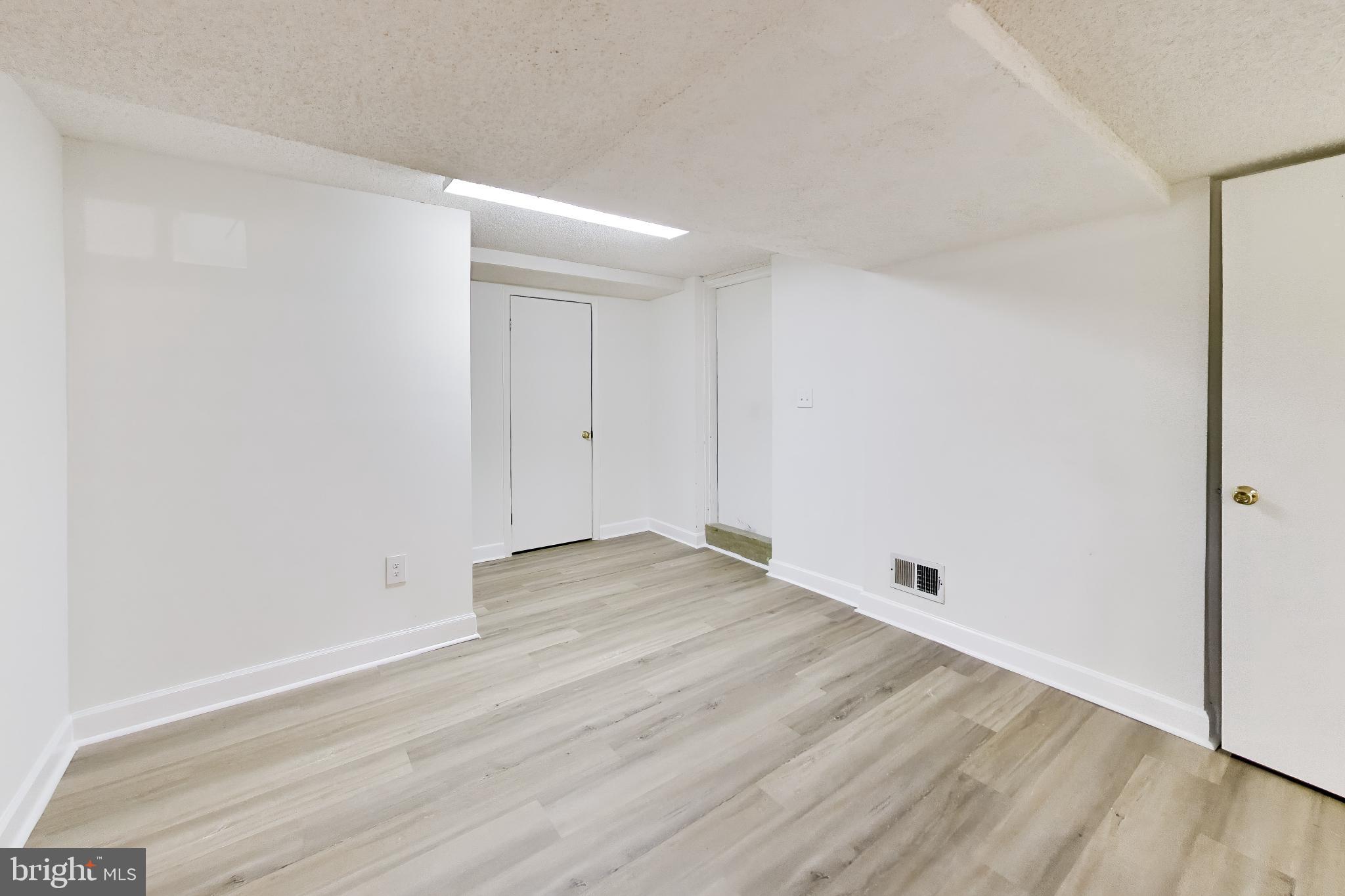 HILLCREST HEIGHTS - Residential