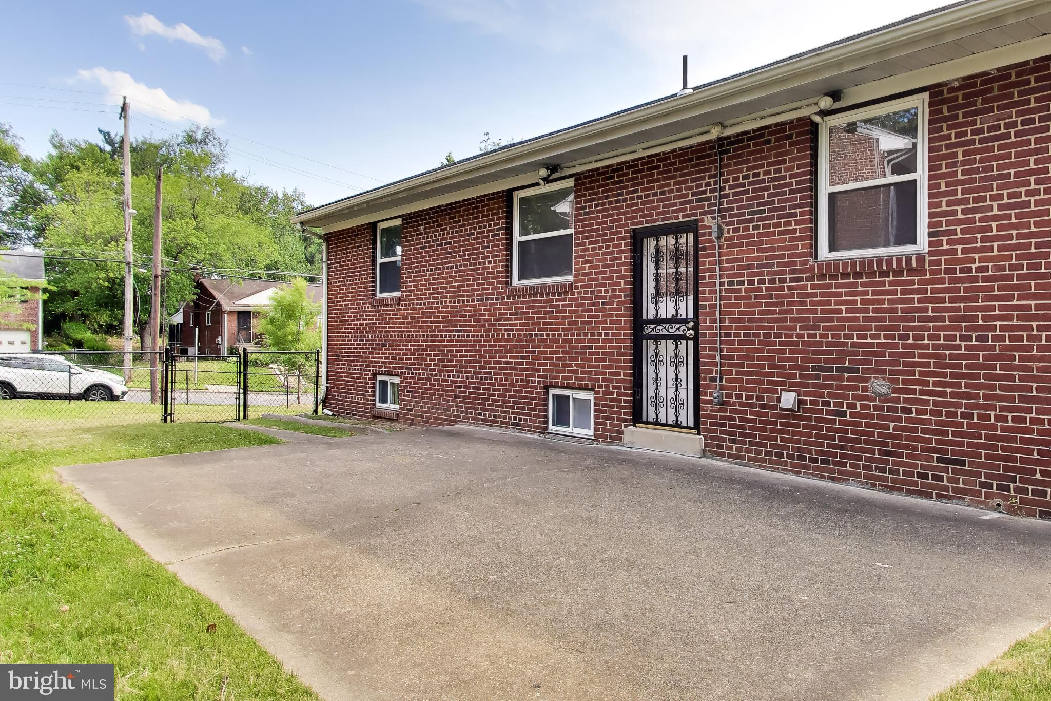 HILLCREST HEIGHTS - Residential