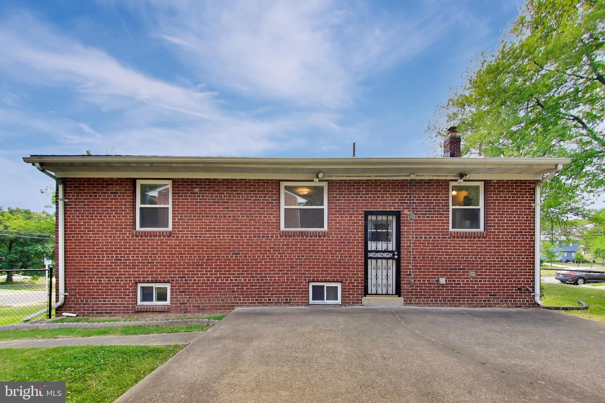 HILLCREST HEIGHTS - Residential