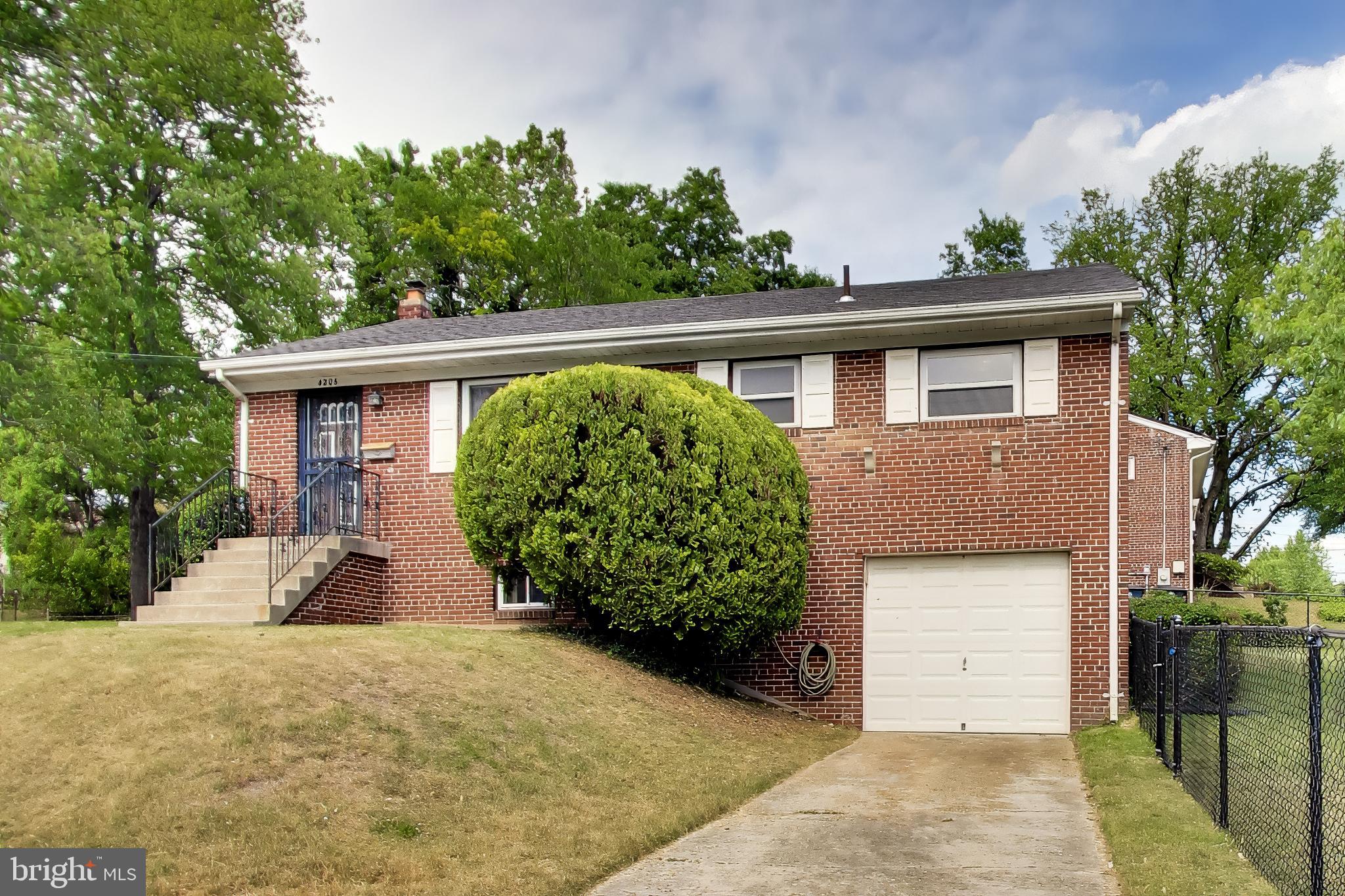 HILLCREST HEIGHTS - Residential