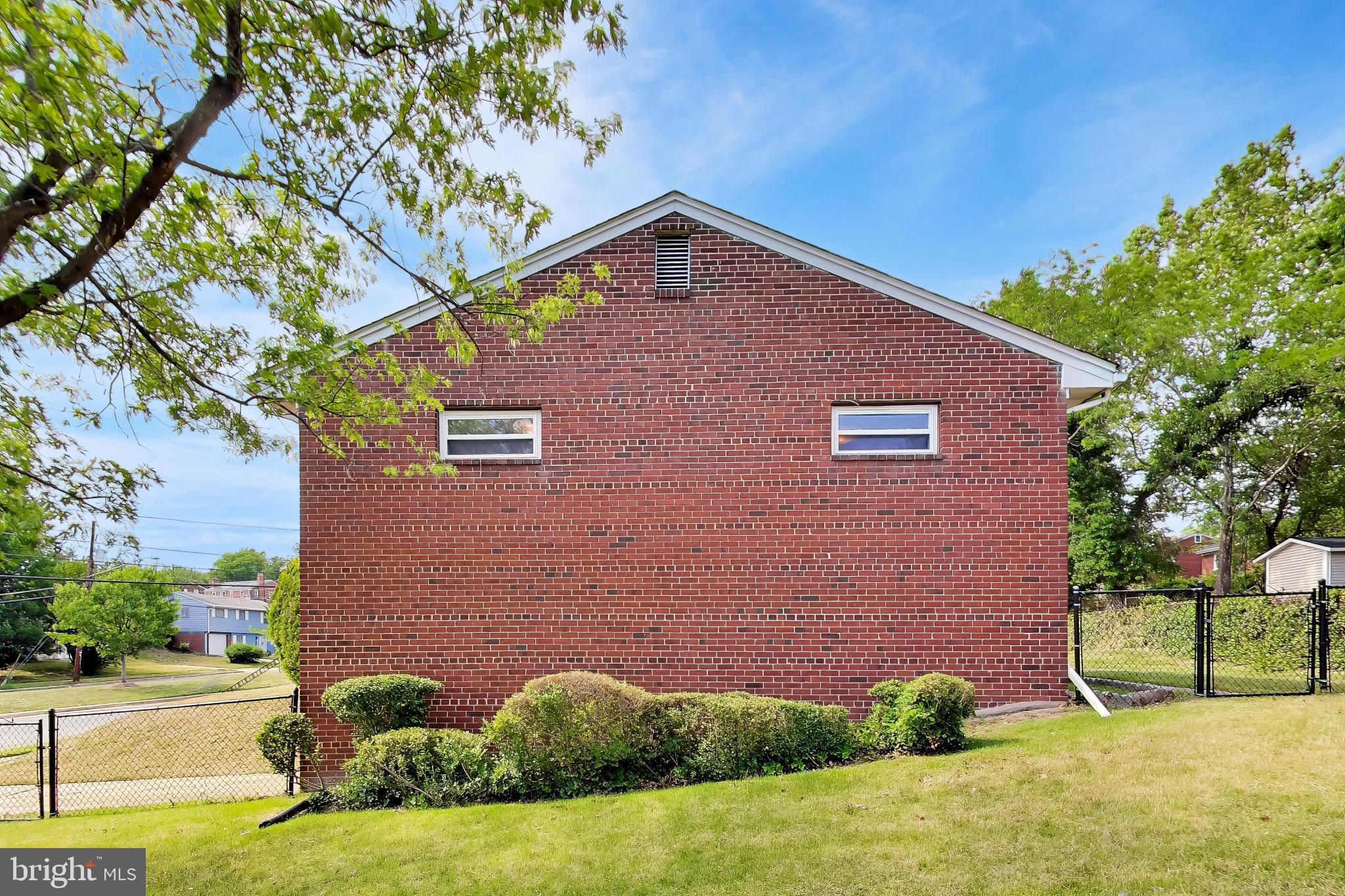 HILLCREST HEIGHTS - Residential