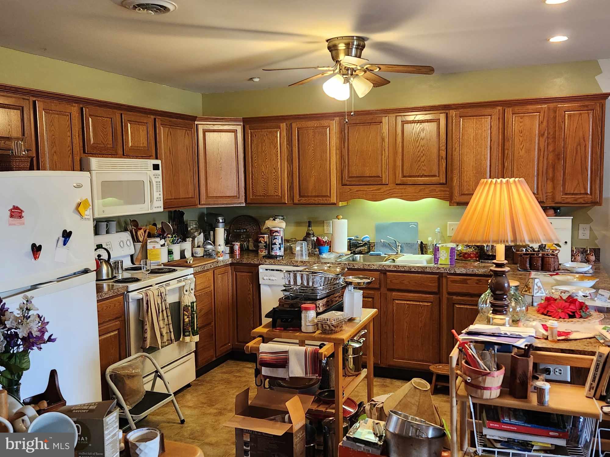 SOUTH POINTE - Residential