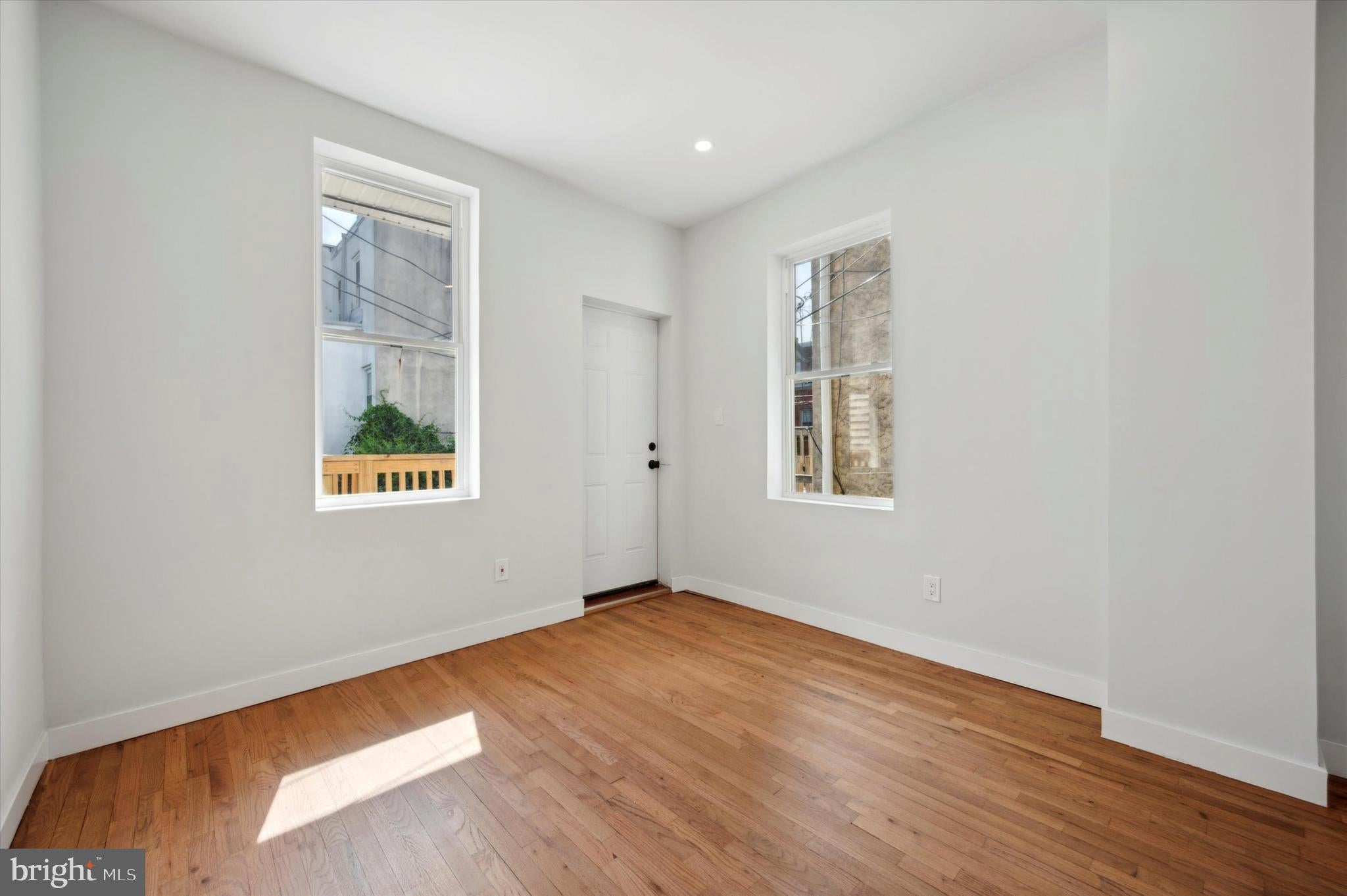 647 N 33RD STREET