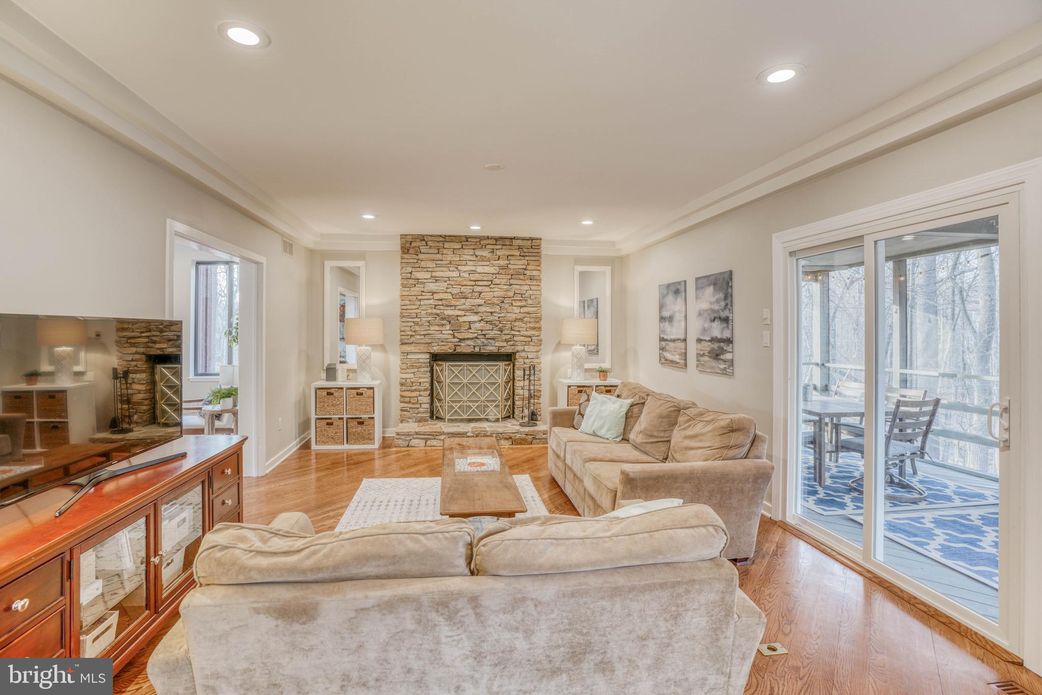 BROADRIDGE - Residential