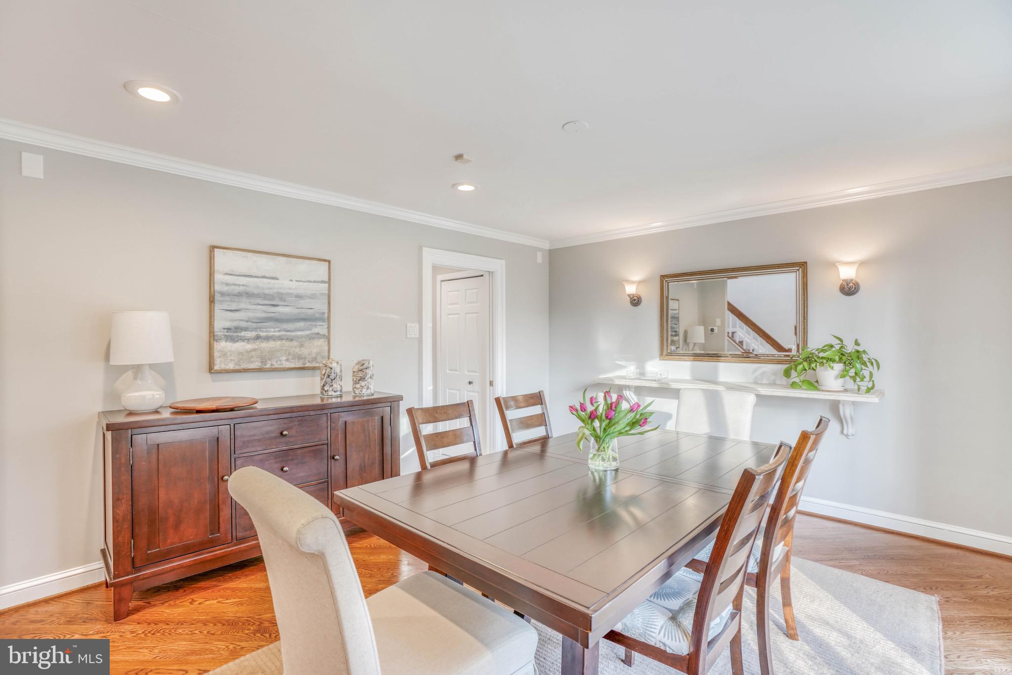 BROADRIDGE - Residential