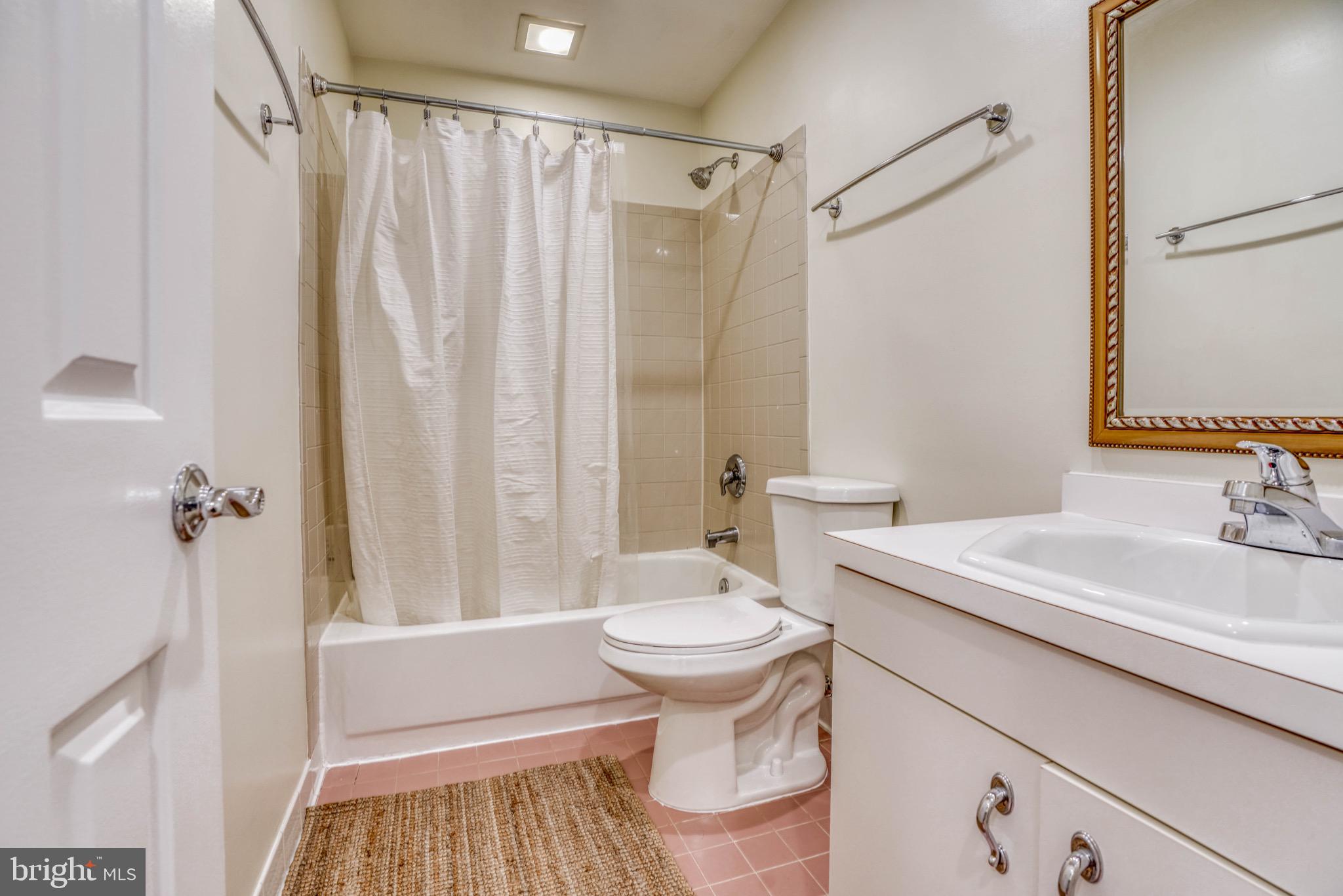 BROADRIDGE - Residential