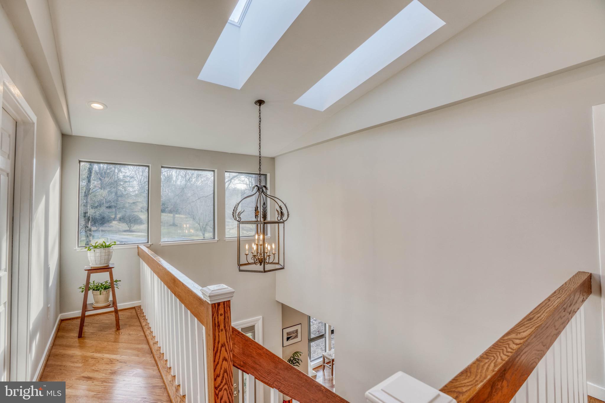 BROADRIDGE - Residential