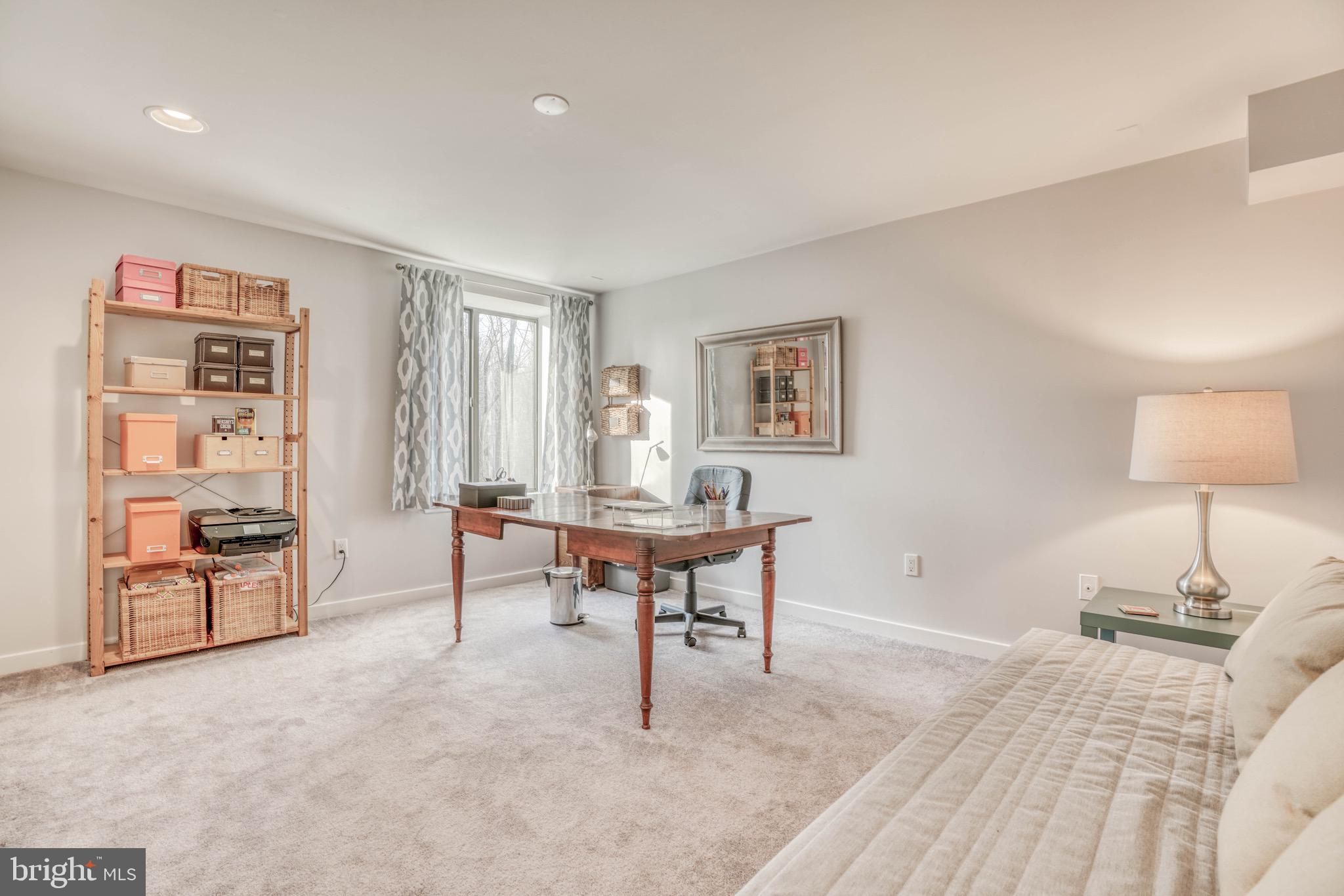 BROADRIDGE - Residential