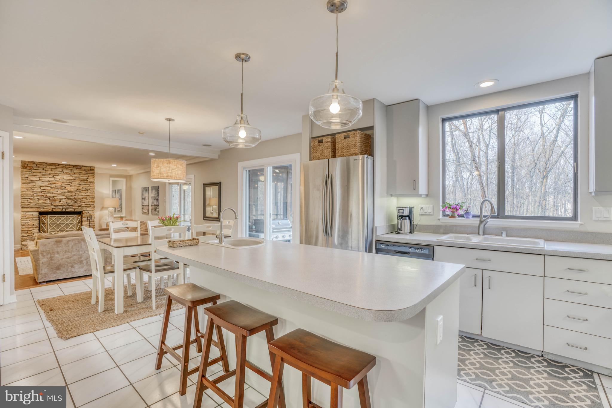 BROADRIDGE - Residential